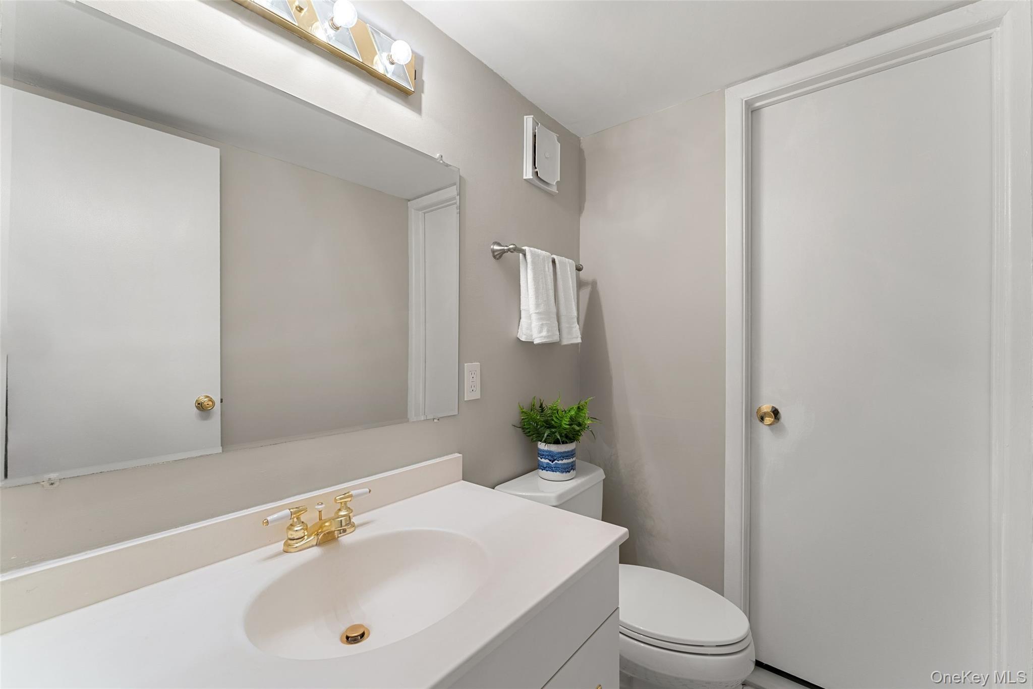 11 Jackson Avenue # 4, Scarsdale, NY 10583