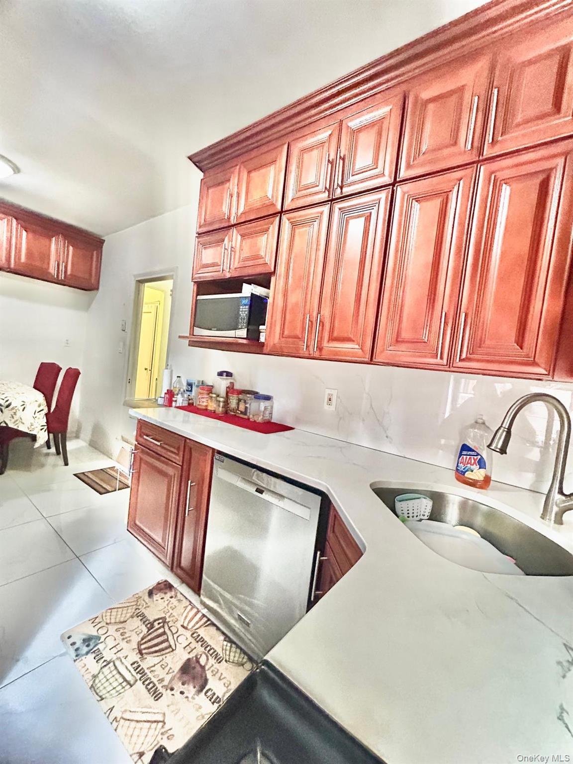 165-20 Highland Avenue # 300, Jamaica, NY 11432