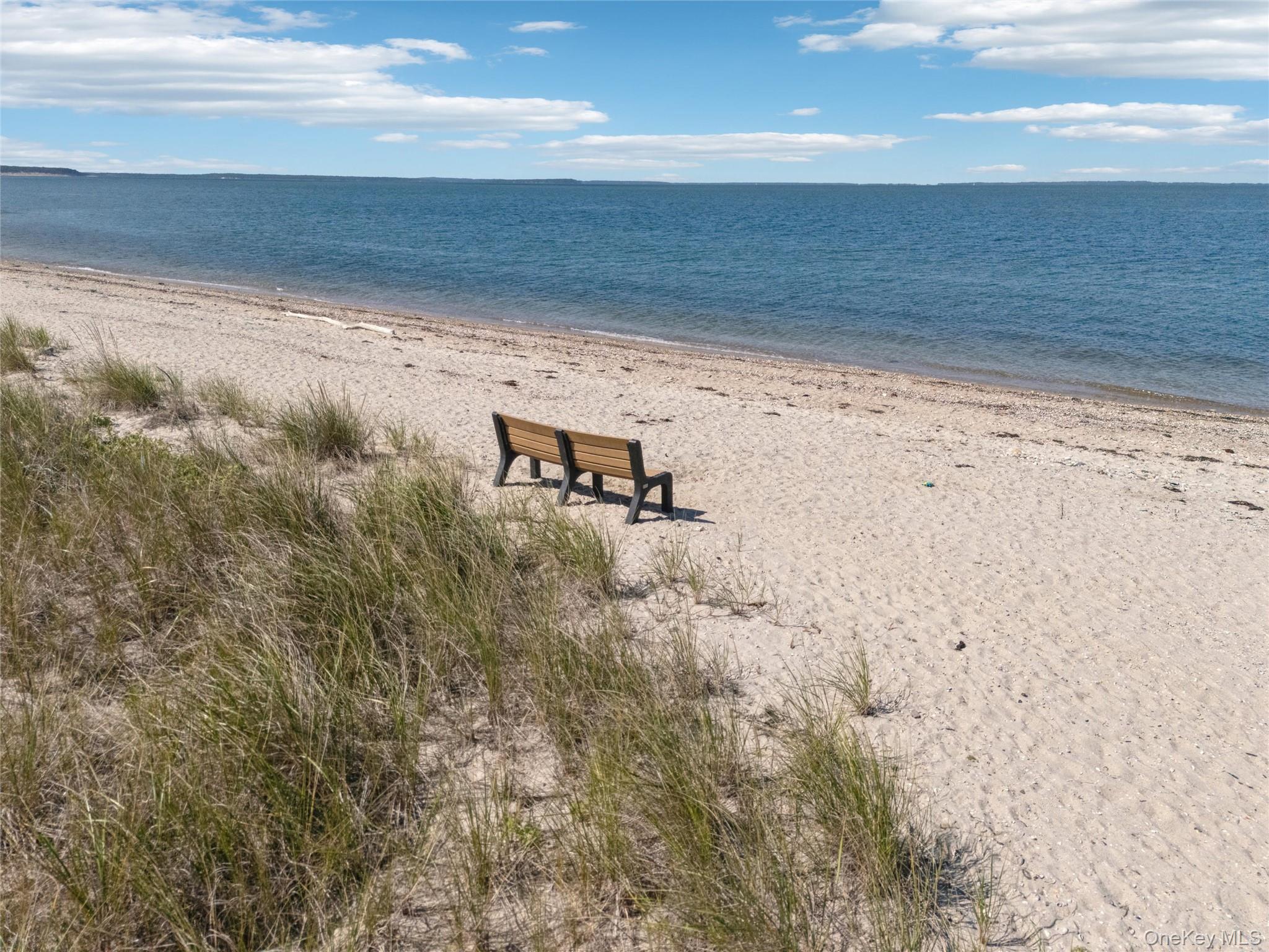 10 Rutland Road, East Hampton, NY 11937