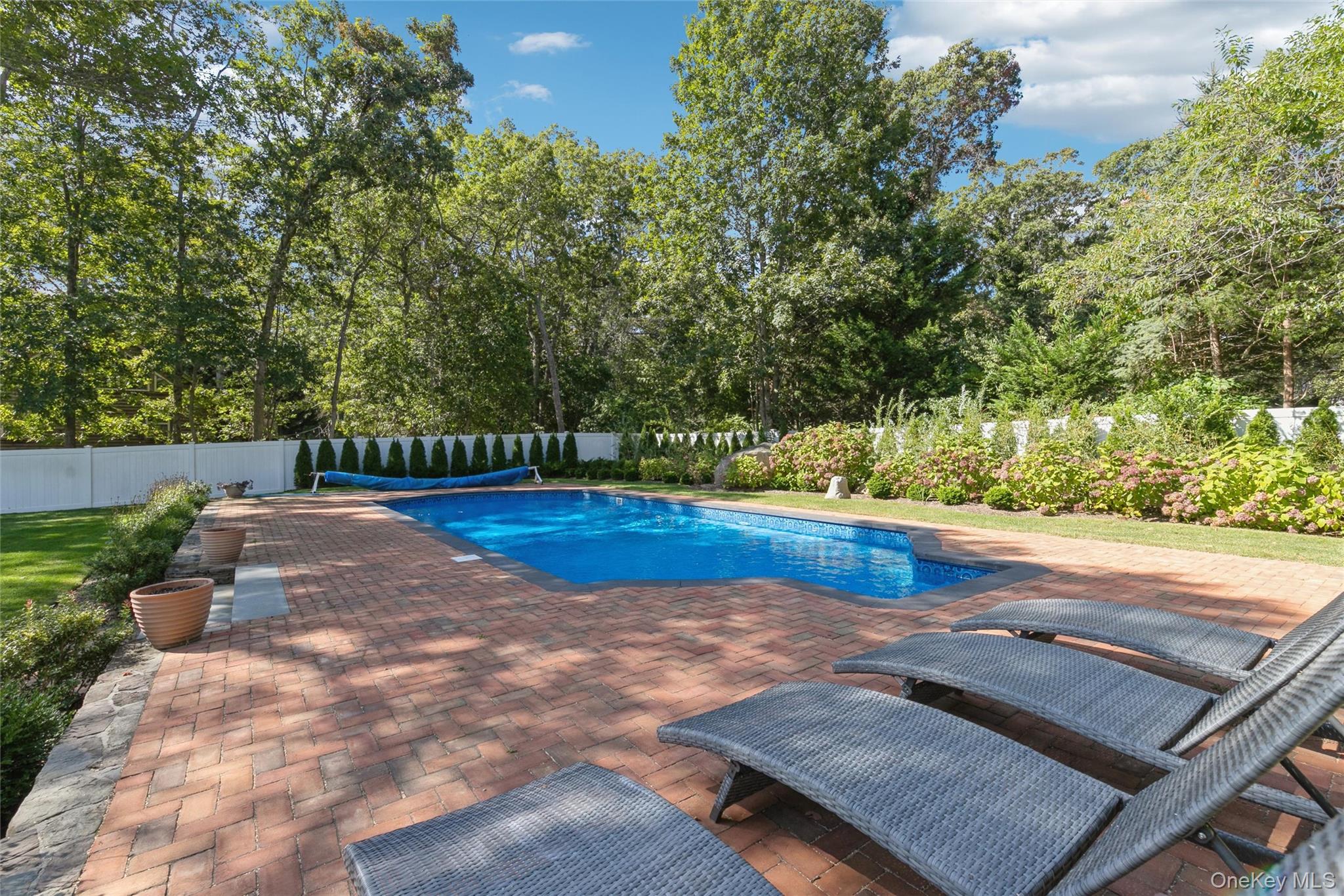 10 Rutland Road, East Hampton, NY 11937