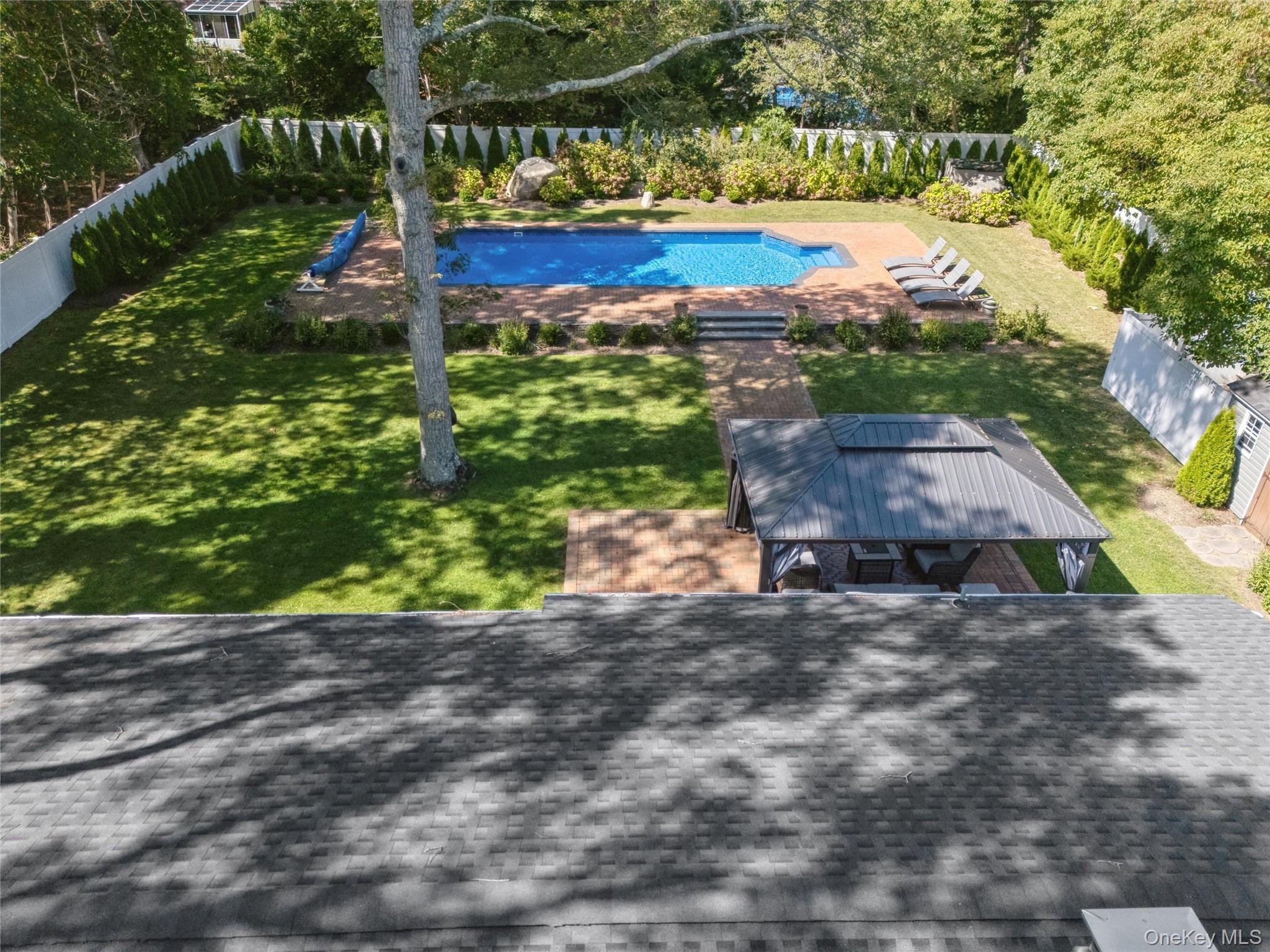 10 Rutland Road, East Hampton, NY 11937