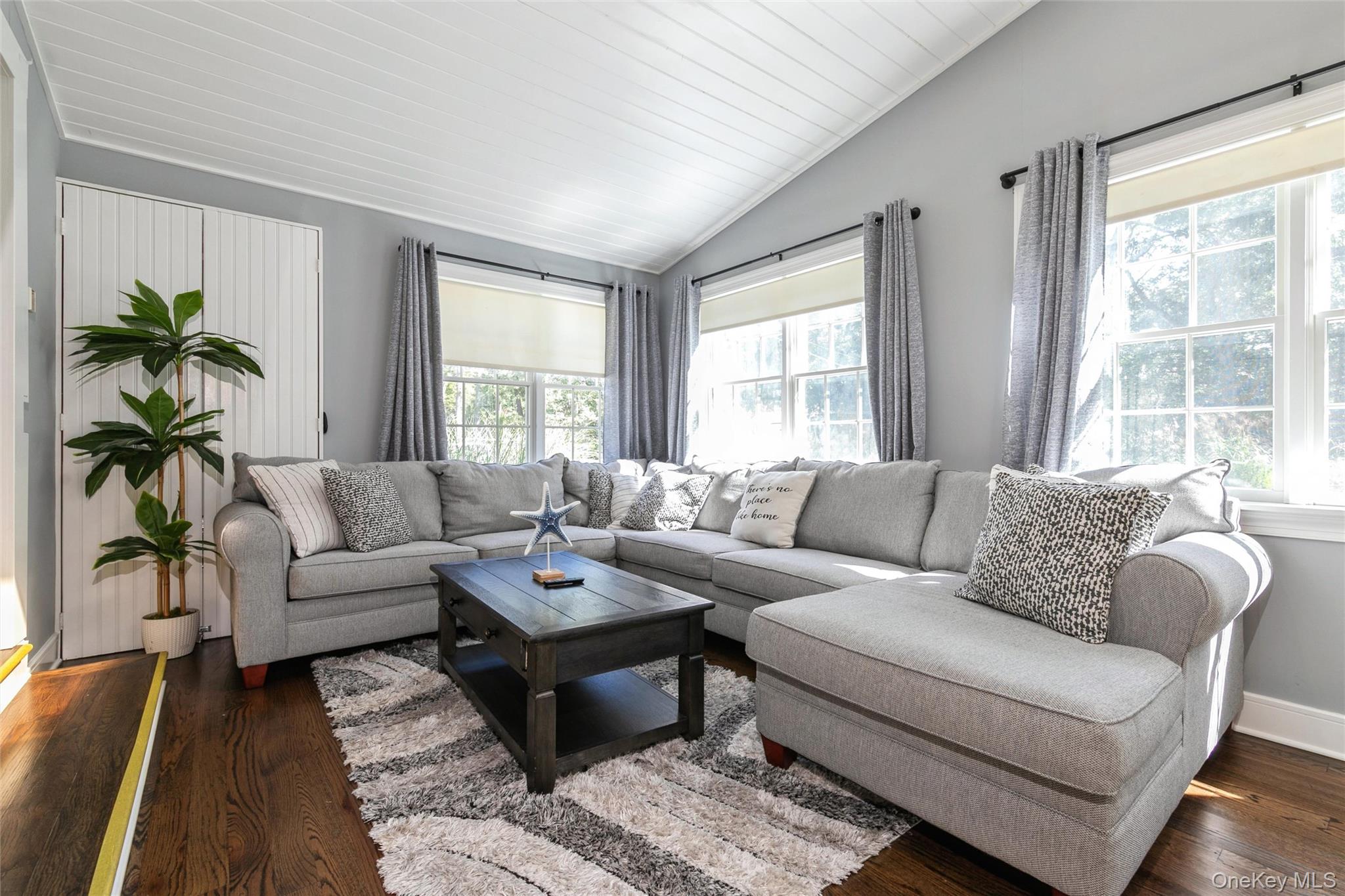 10 Rutland Road, East Hampton, NY 11937