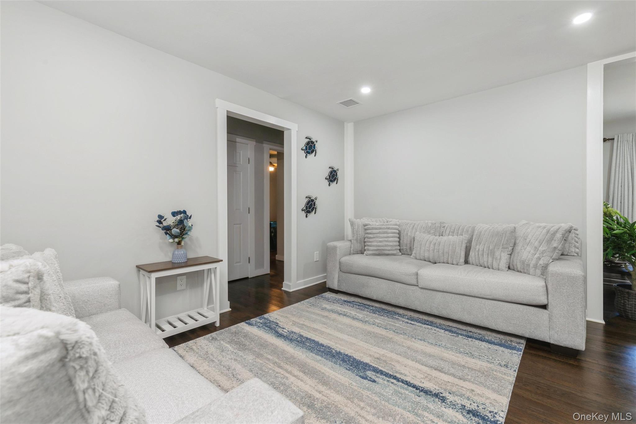 10 Rutland Road, East Hampton, NY 11937