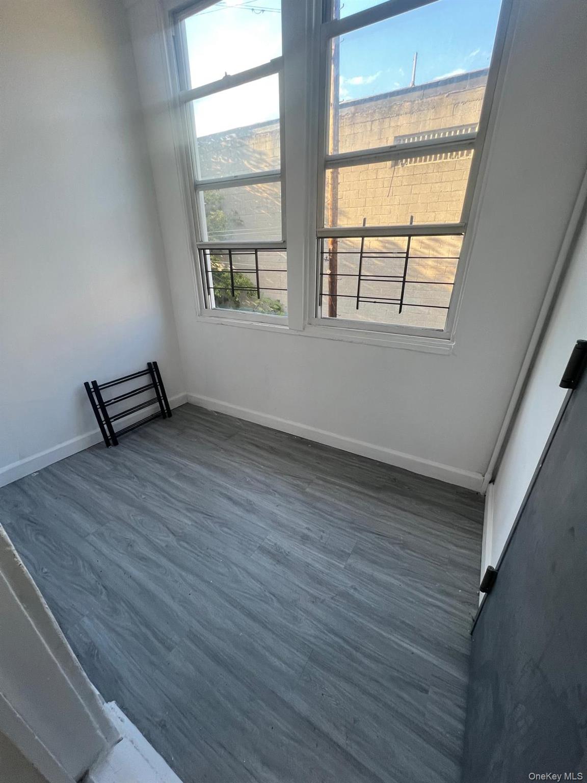 21 Knowles Street # 2W, Yonkers, NY 10705