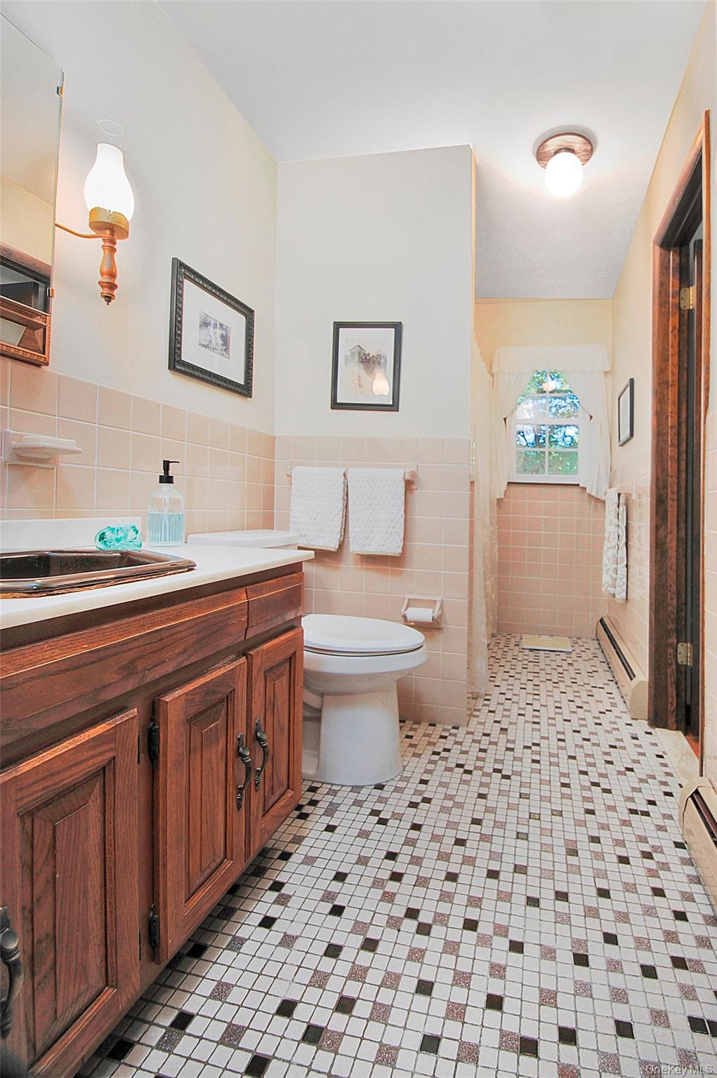 31 Pine Tree Drive, Poughkeepsie, NY 12603