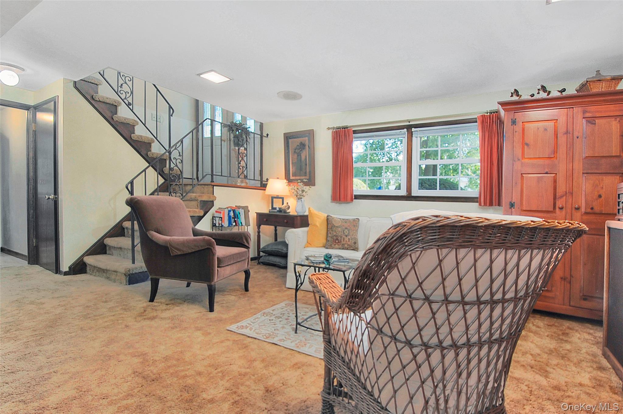 31 Pine Tree Drive, Poughkeepsie, NY 12603