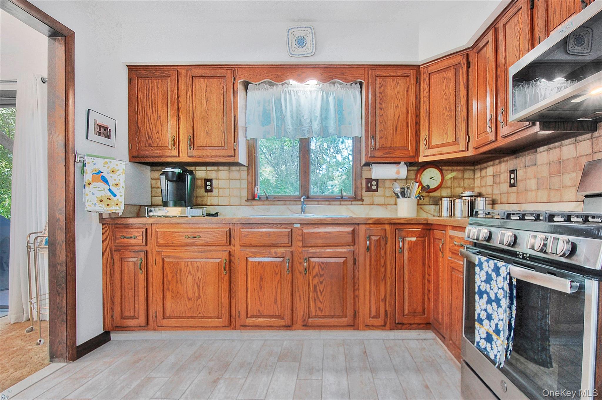 31 Pine Tree Drive, Poughkeepsie, NY 12603