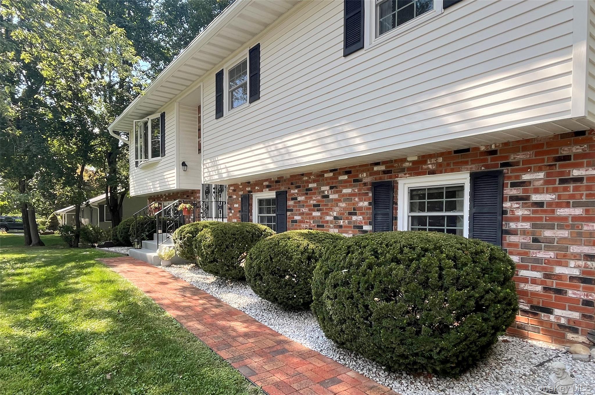 31 Pine Tree Drive, Poughkeepsie, NY 12603