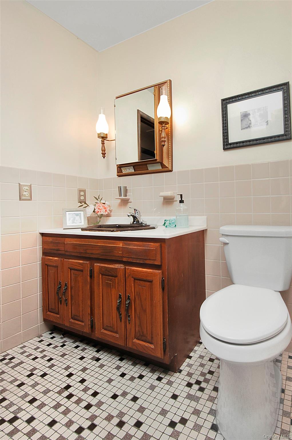 31 Pine Tree Drive, Poughkeepsie, NY 12603