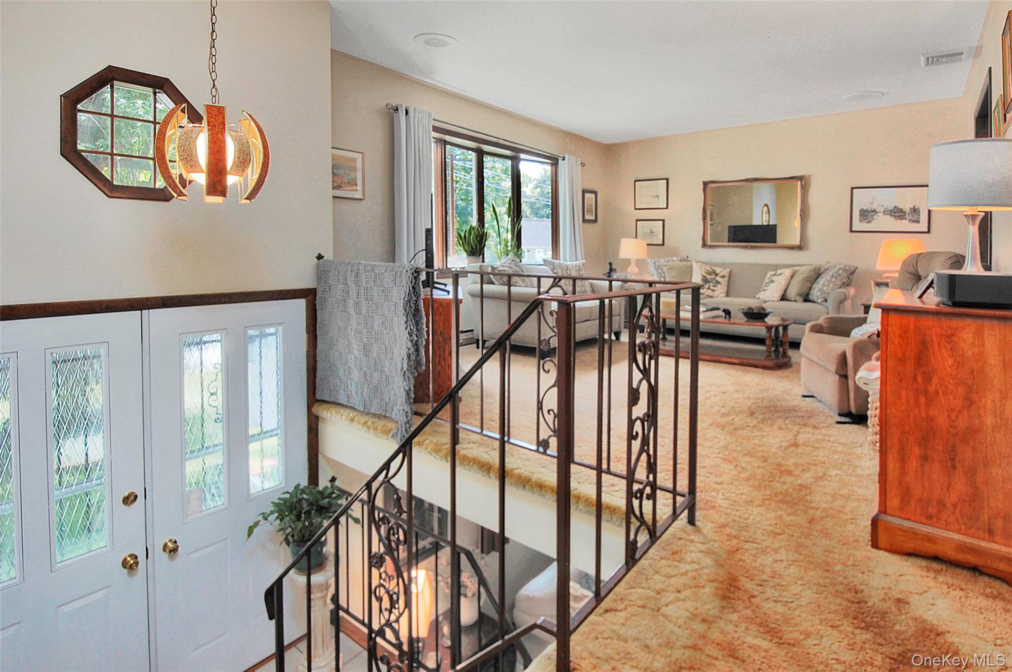 31 Pine Tree Drive, Poughkeepsie, NY 12603