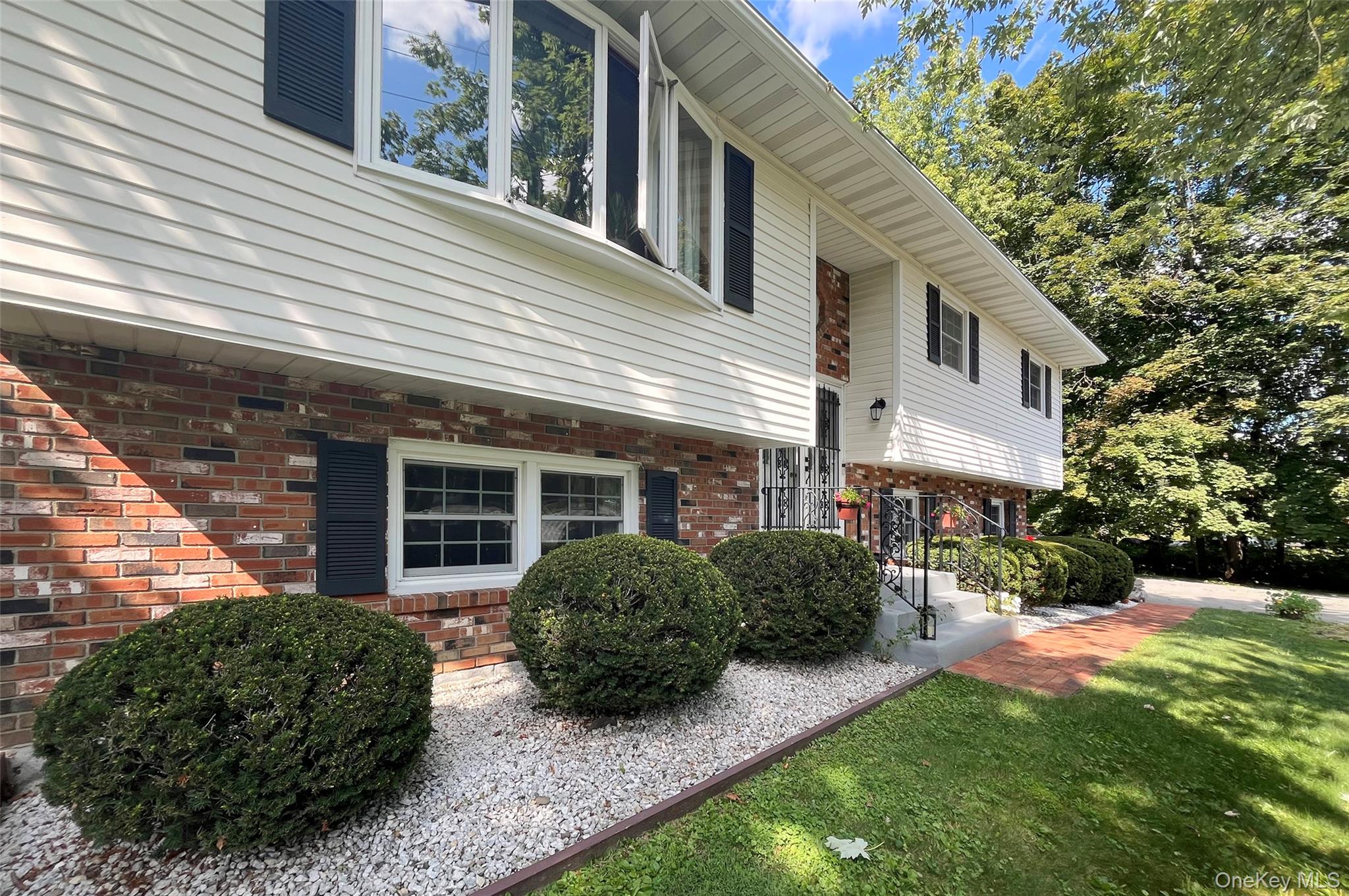 31 Pine Tree Drive, Poughkeepsie, NY 12603