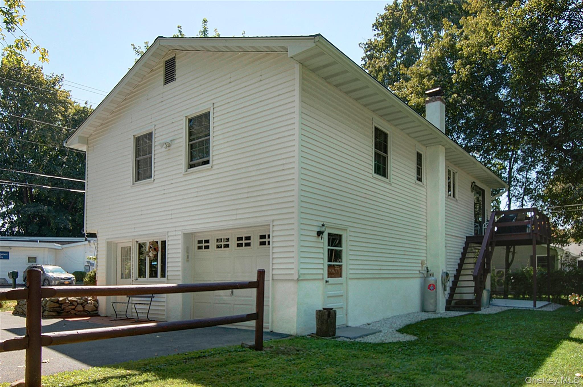 31 Pine Tree Drive, Poughkeepsie, NY 12603