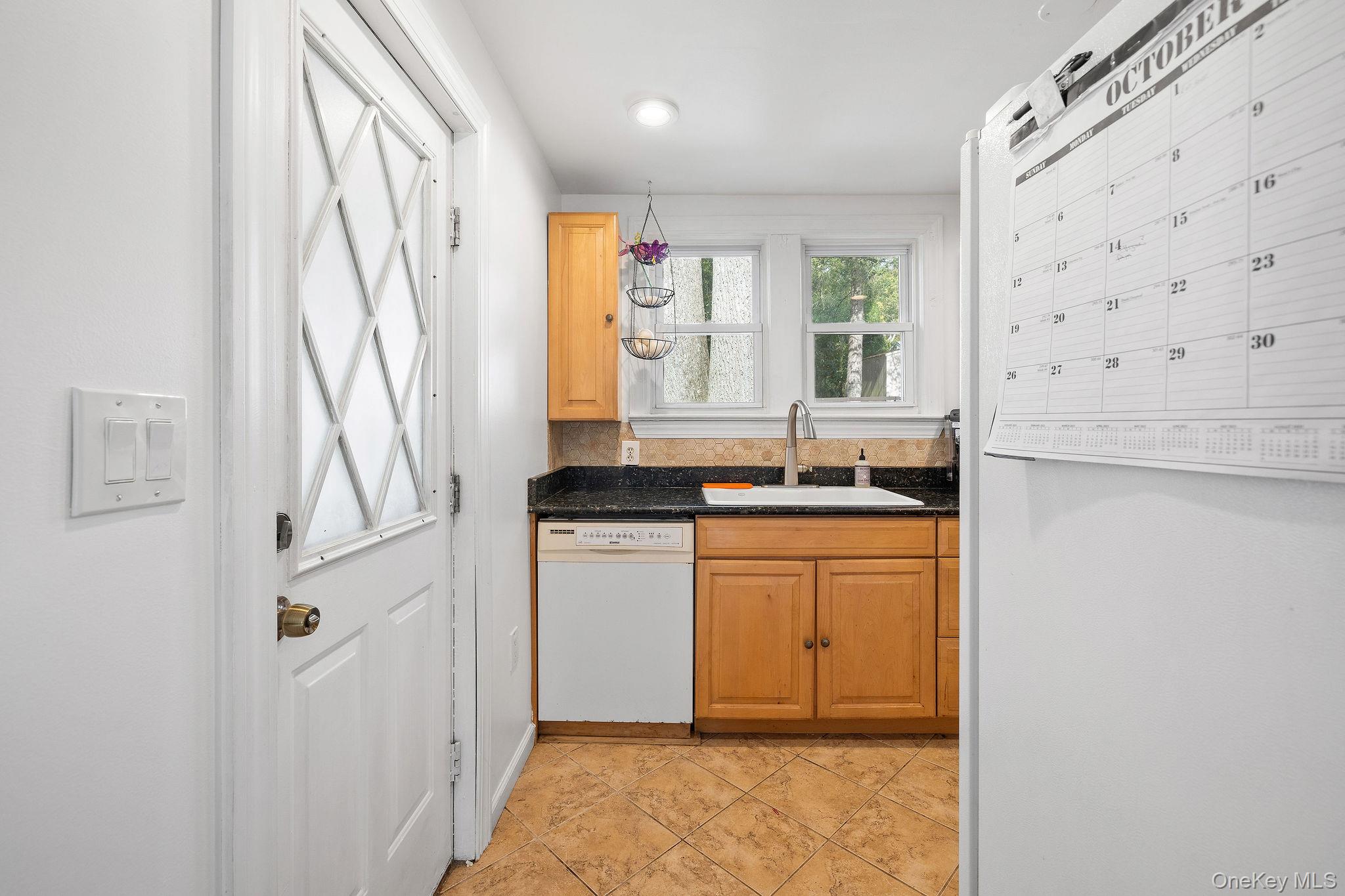 2 Tuxedo Road, Carmel, NY 10512