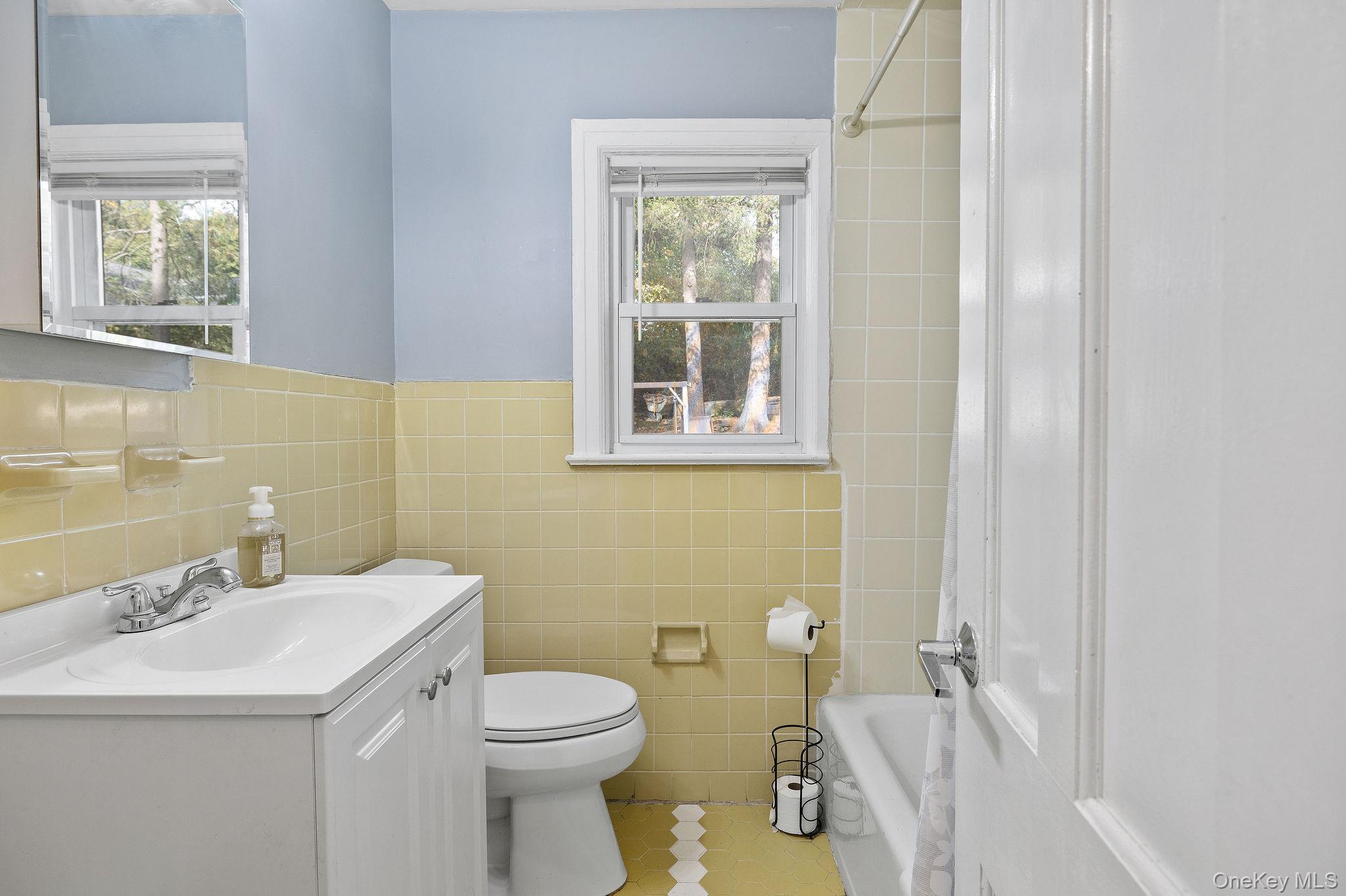 2 Tuxedo Road, Carmel, NY 10512