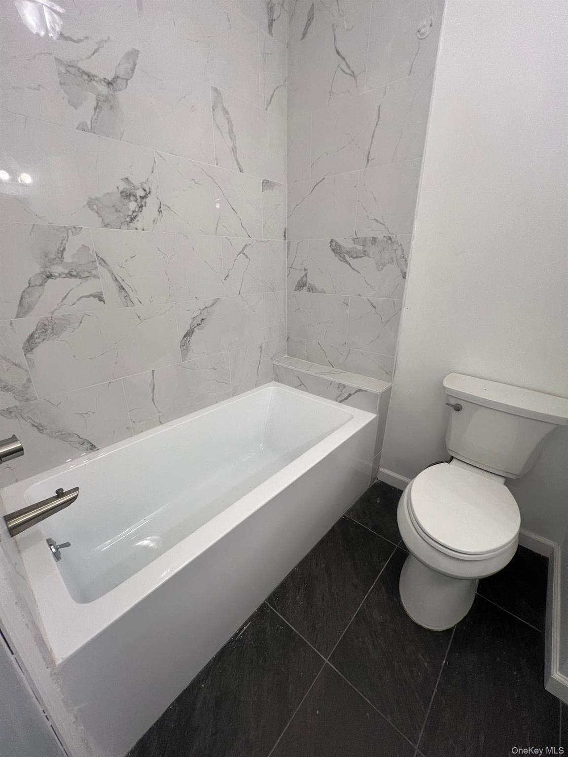 97 Elm Street # 2E, Yonkers, NY 10701