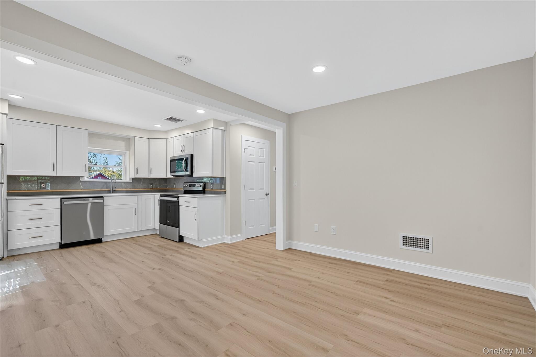 50 Dubois Street # Apt 2, Livingston Manor, NY 12758