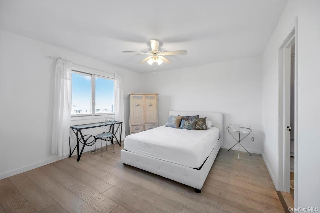 7 Waters Edge # 7, Shirley, NY 11967