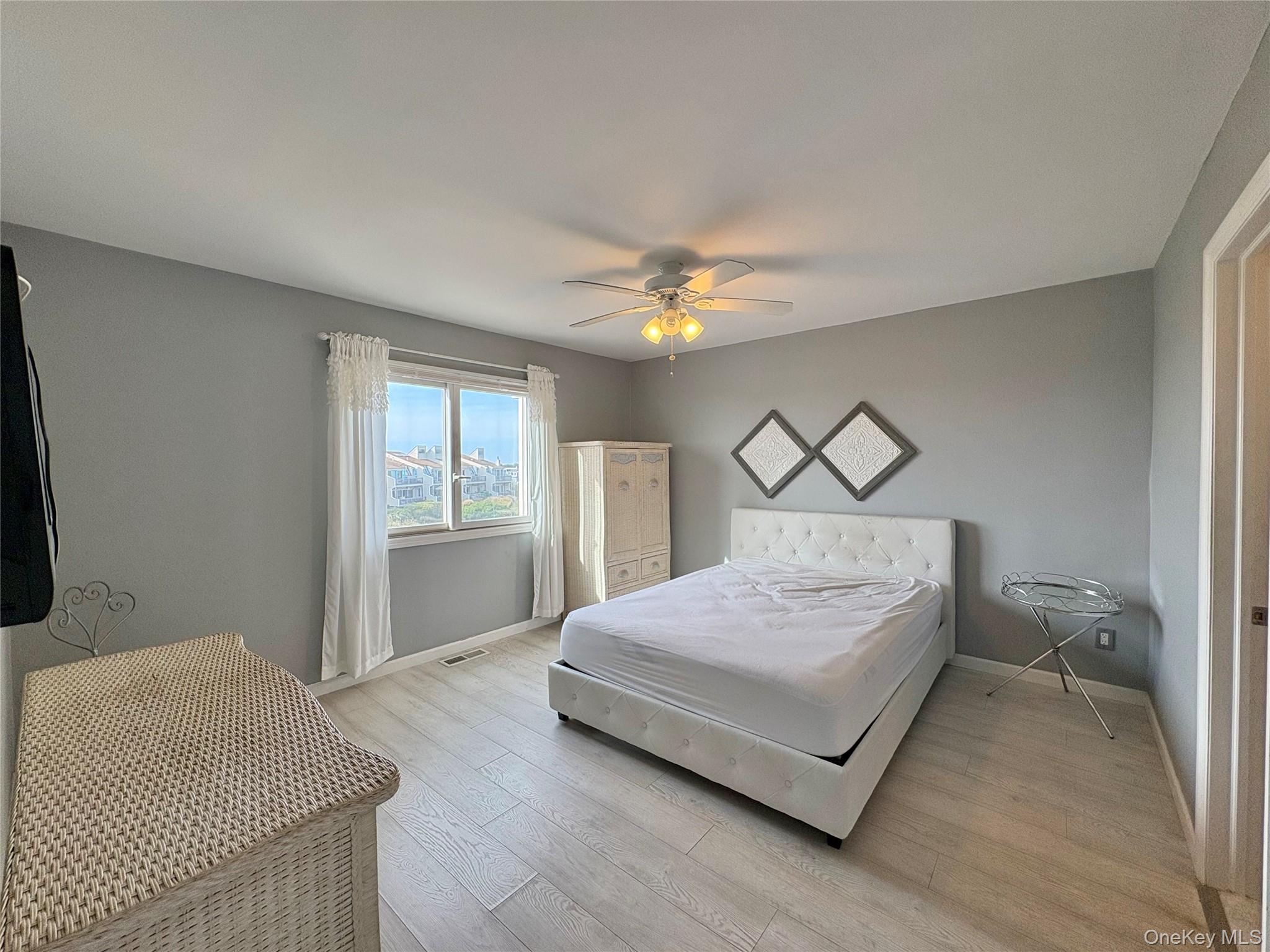 7 Waters Edge # 7, Shirley, NY 11967