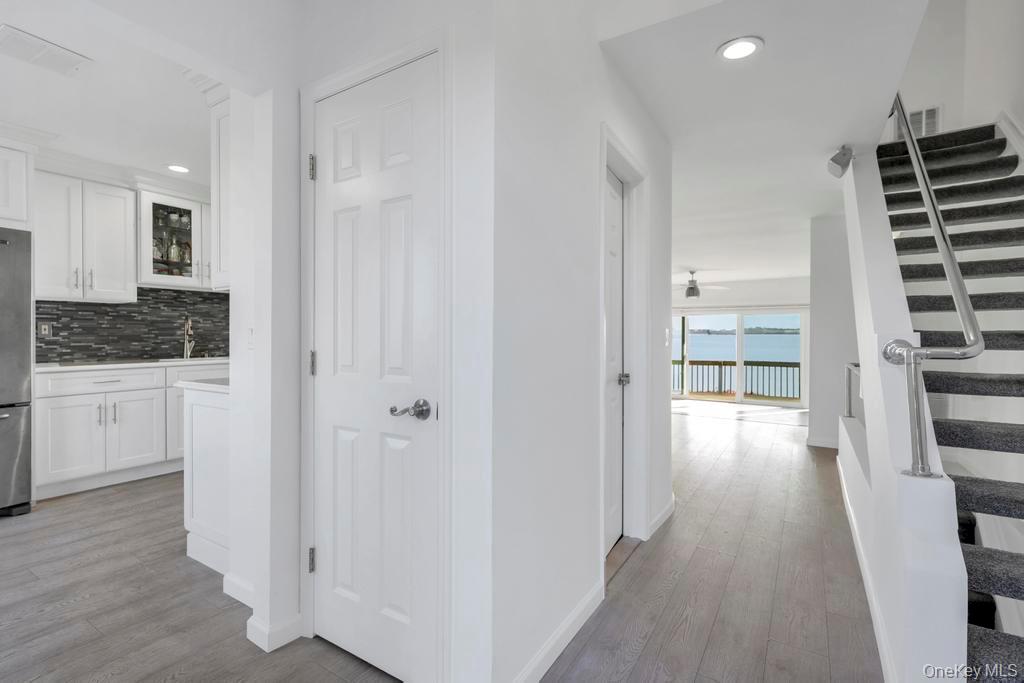 7 Waters Edge # 7, Shirley, NY 11967