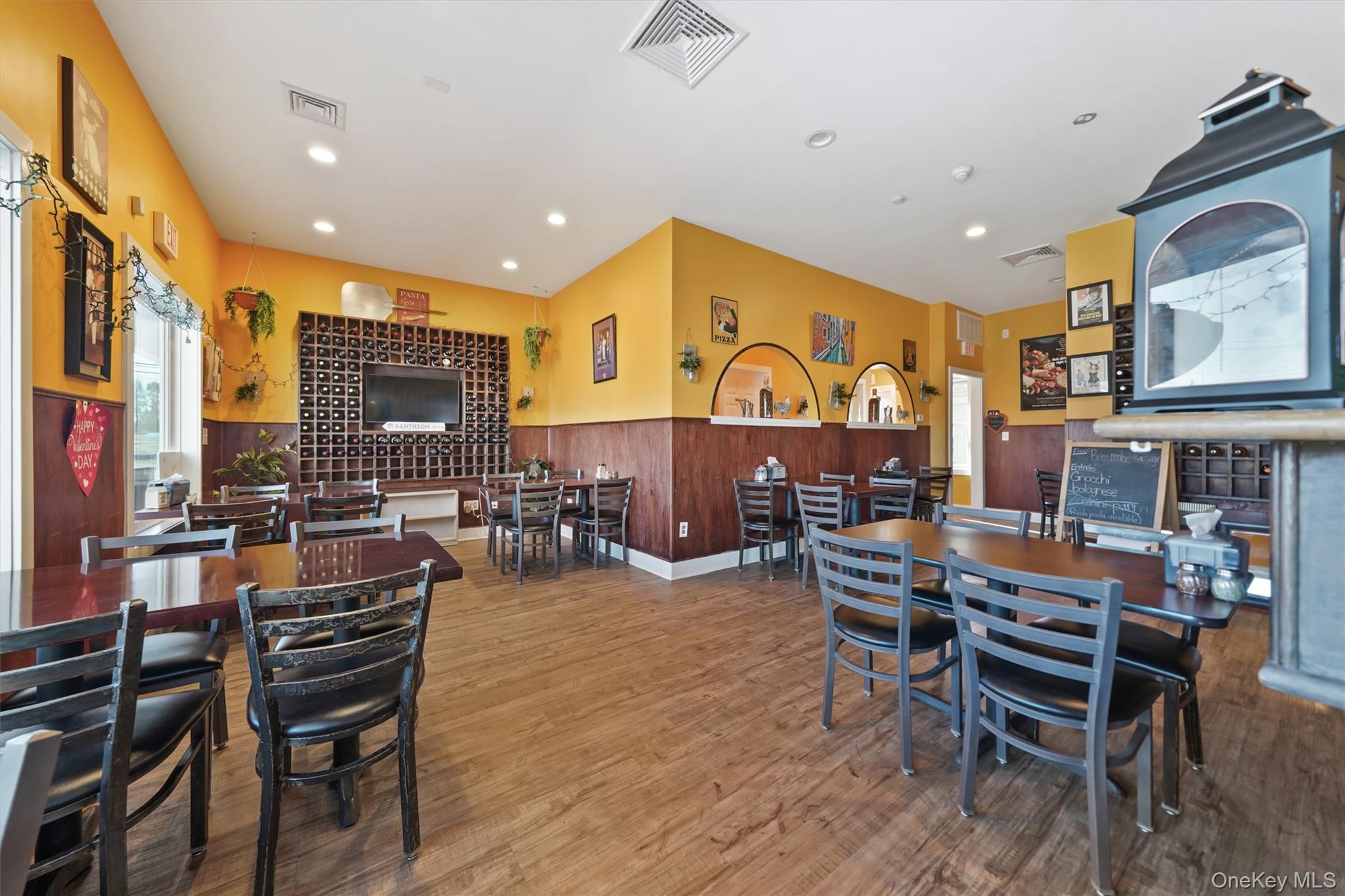 692 County 1 Route, Pine Island, NY 10969