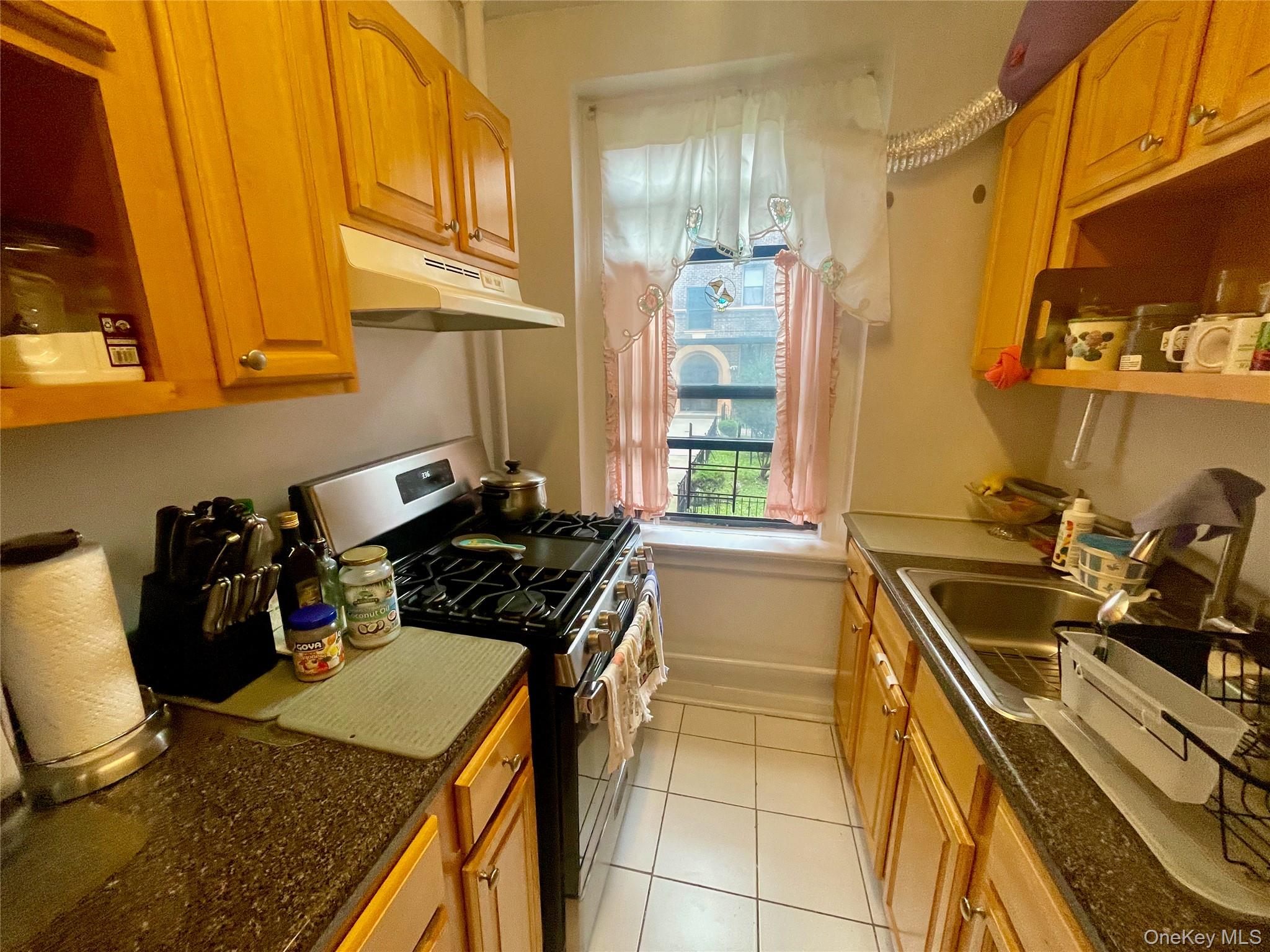 6264 Saunders Street # 1A, Rego Park, NY 11374