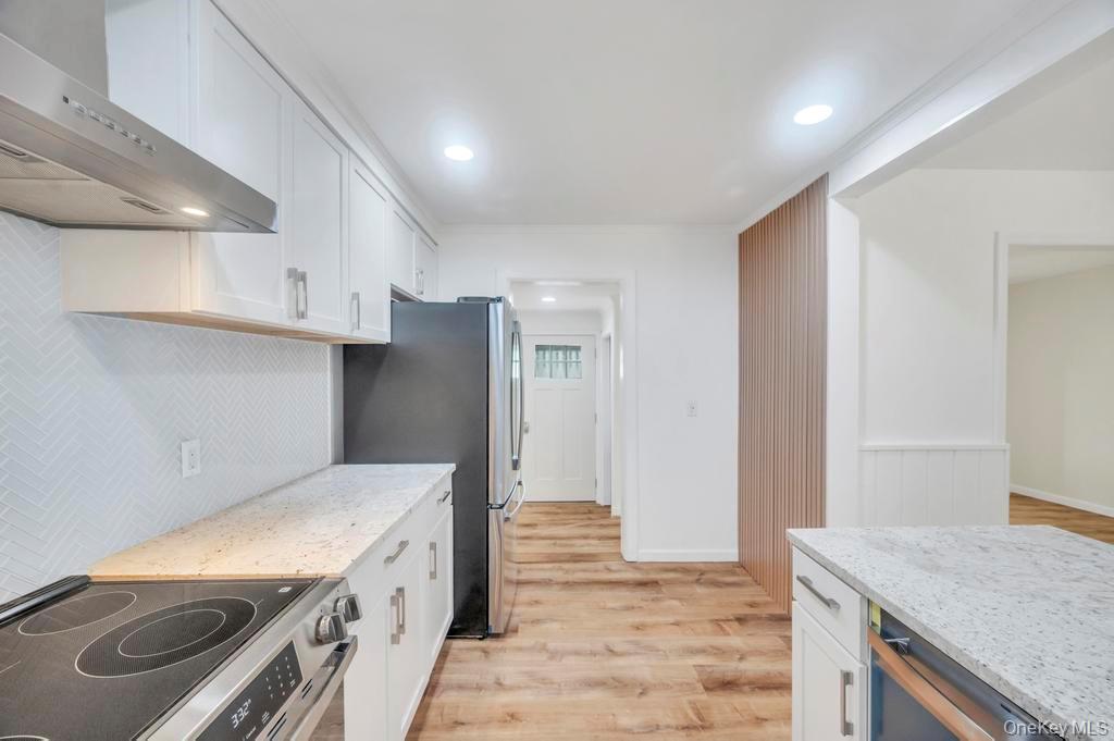 815 Udall Road, West Islip, NY 11795