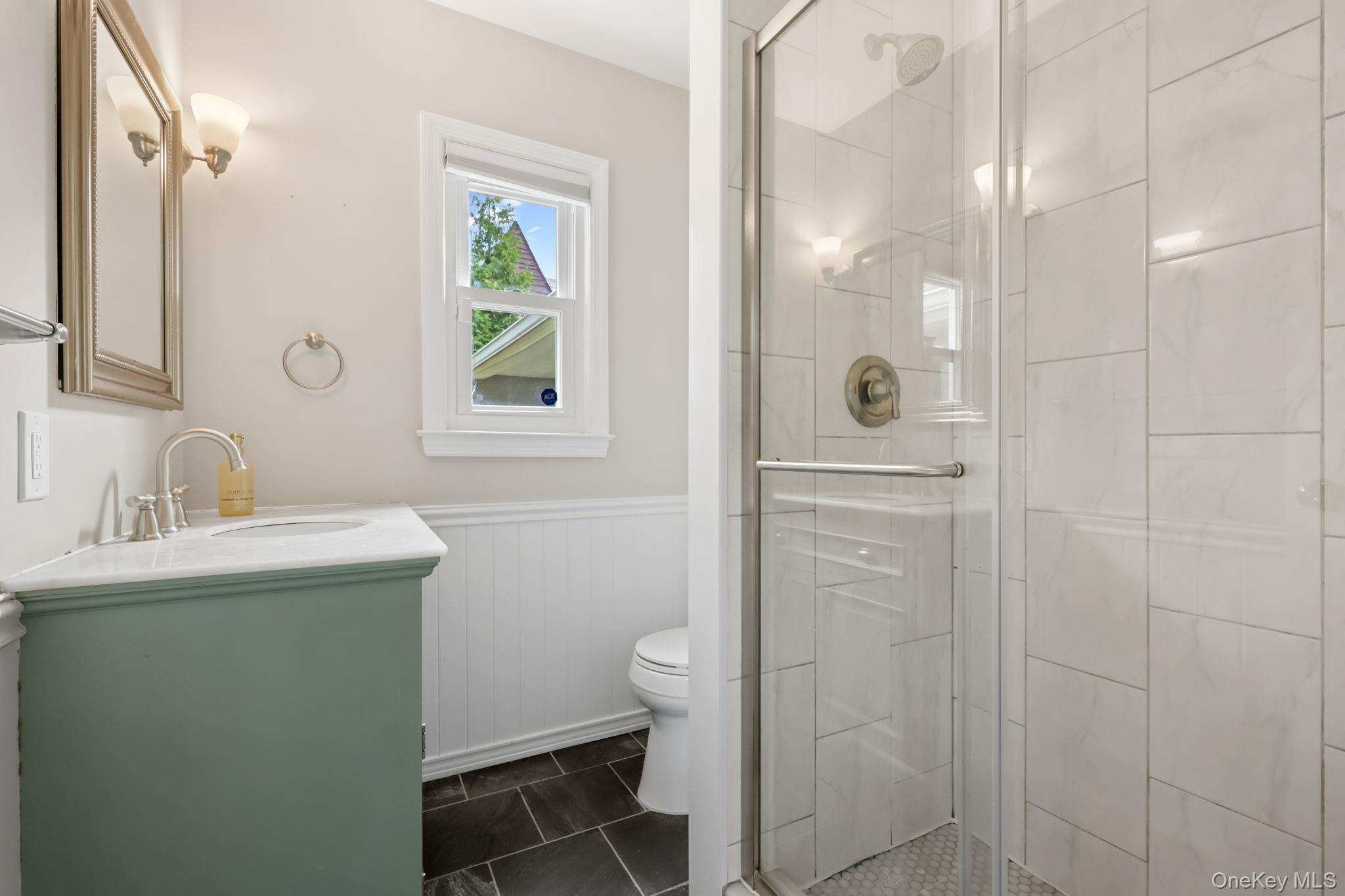 24 Tintern Lane, Scarsdale, NY 10583