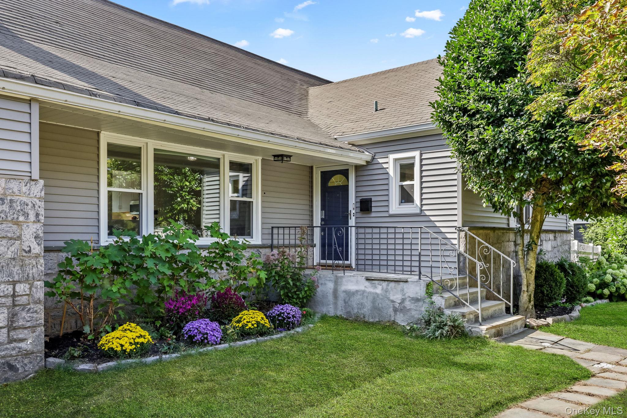 24 Tintern Lane, Scarsdale, NY 10583