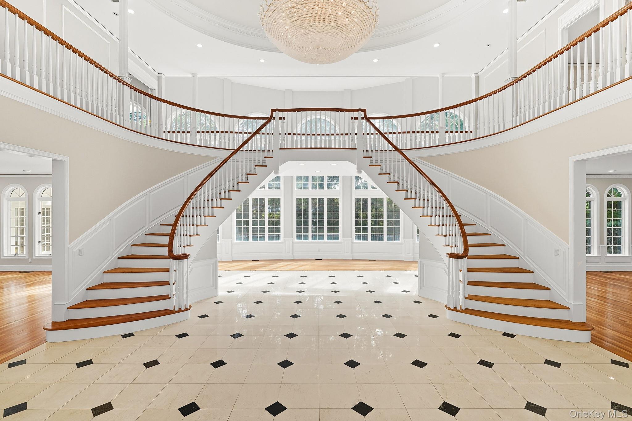 10 Cooper Road, Scarsdale, NY 10583