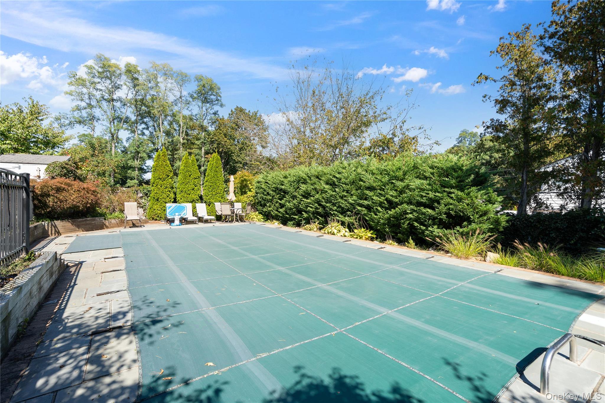 49 Rolling rd, Miller Place, NY 11764