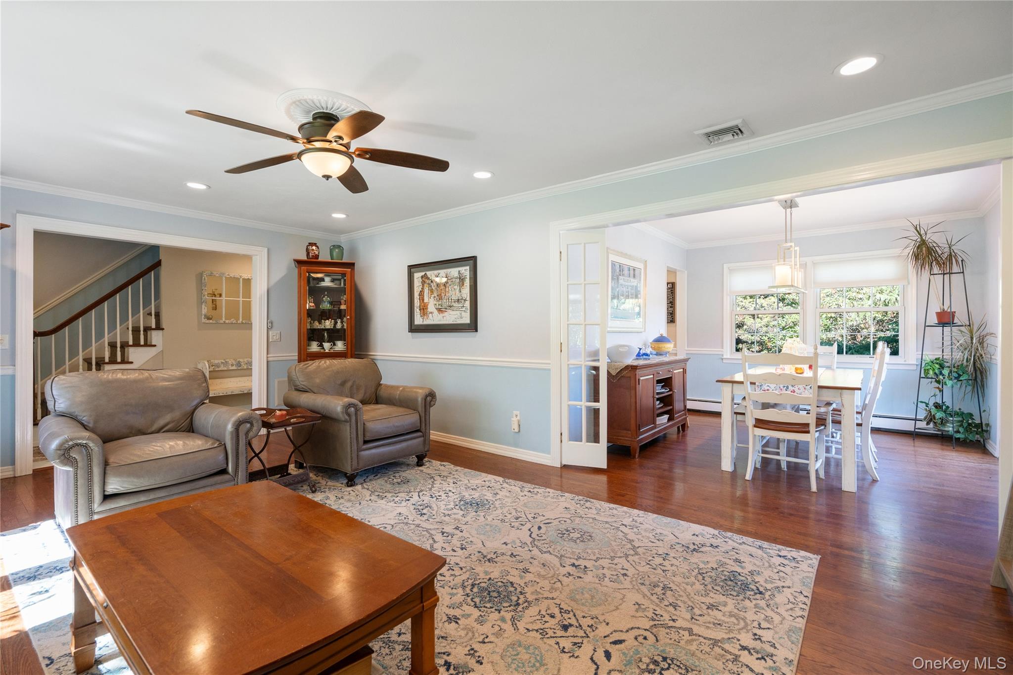 49 Rolling rd, Miller Place, NY 11764