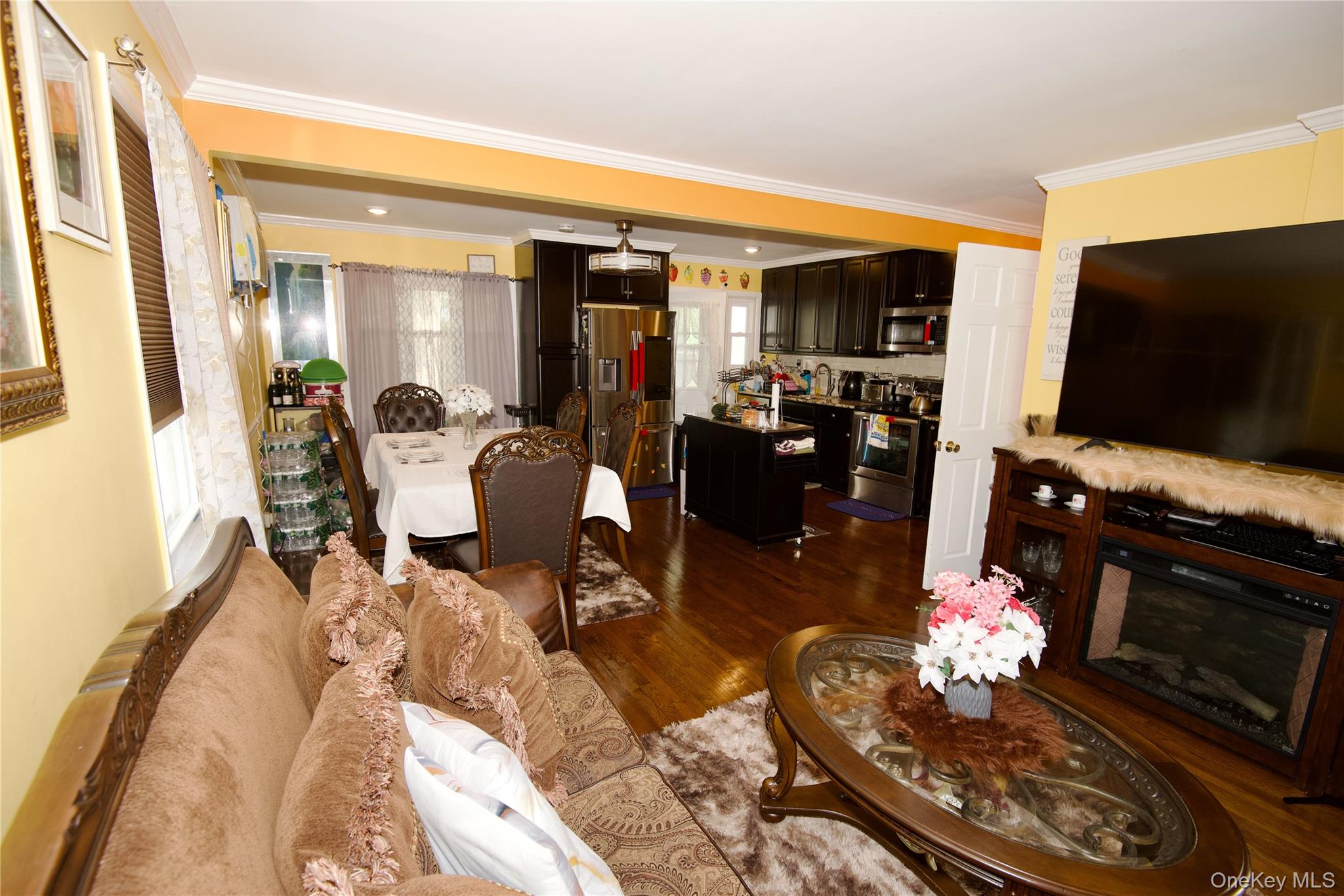 642 Dorothea Lane, Elmont, NY 11003