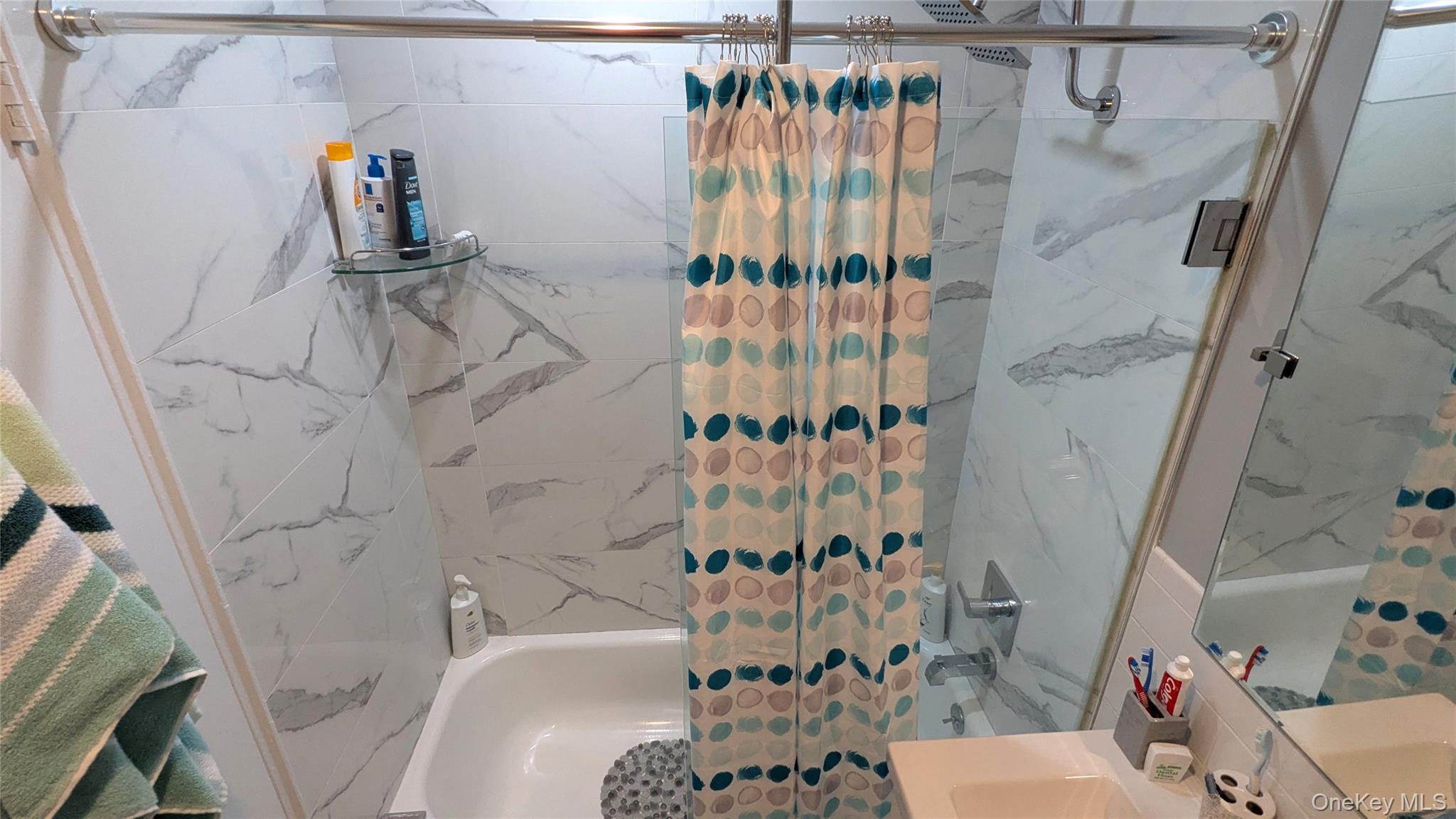 1 E Broadway # 2B, Long Beach, NY 11561