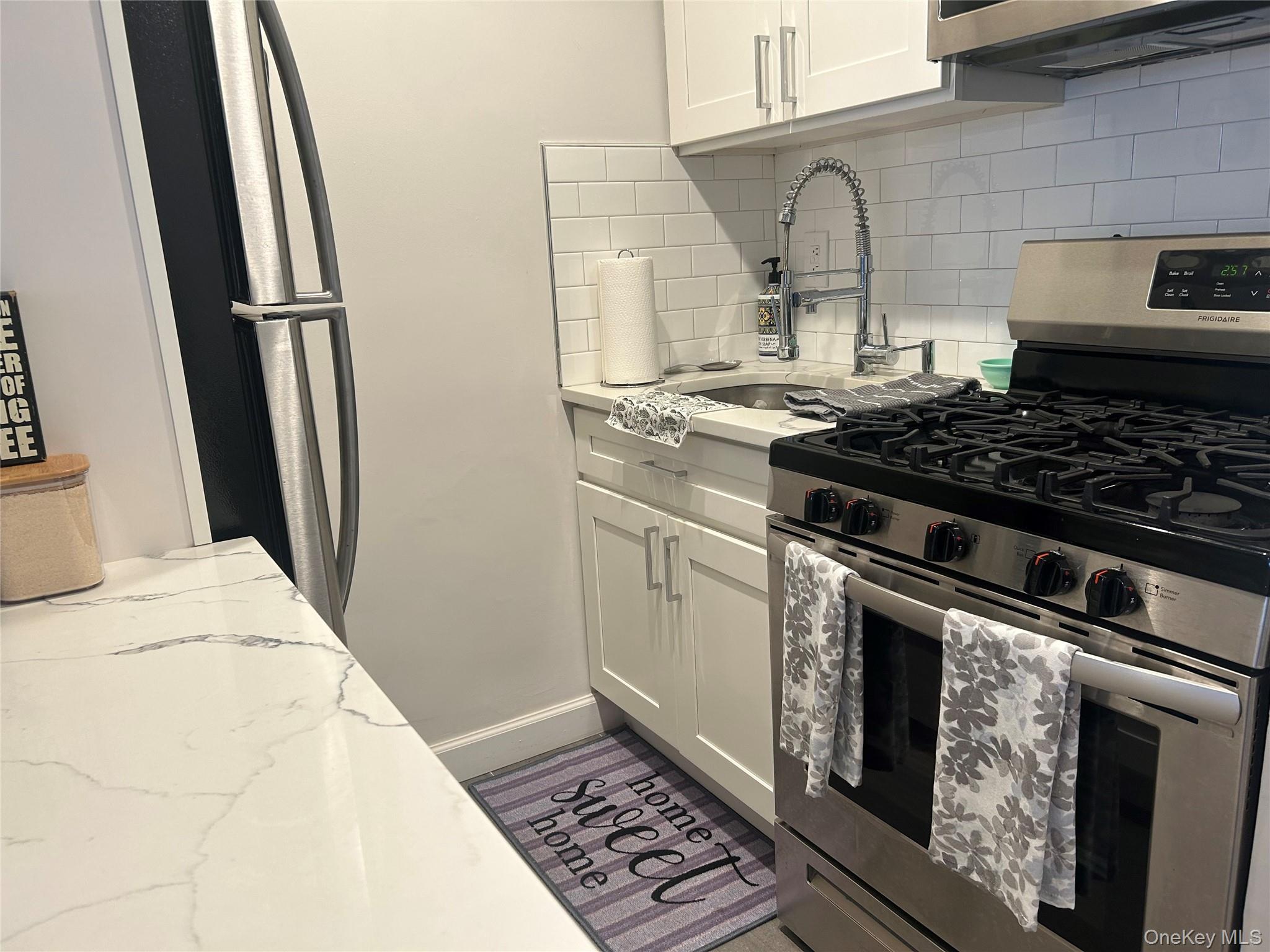 1 E Broadway # 2B, Long Beach, NY 11561