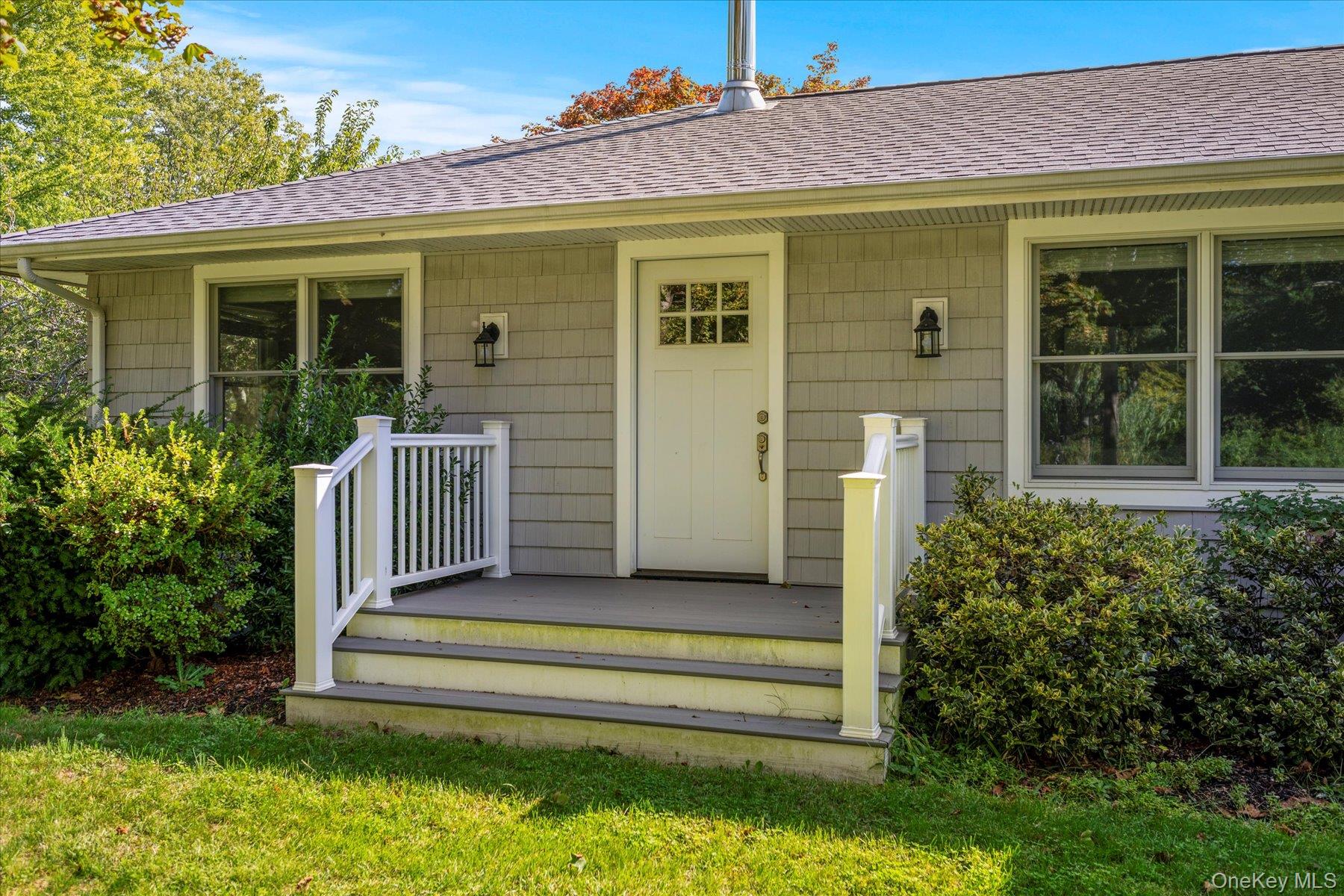 80 Clearview Avenue W, Southold, NY 11971