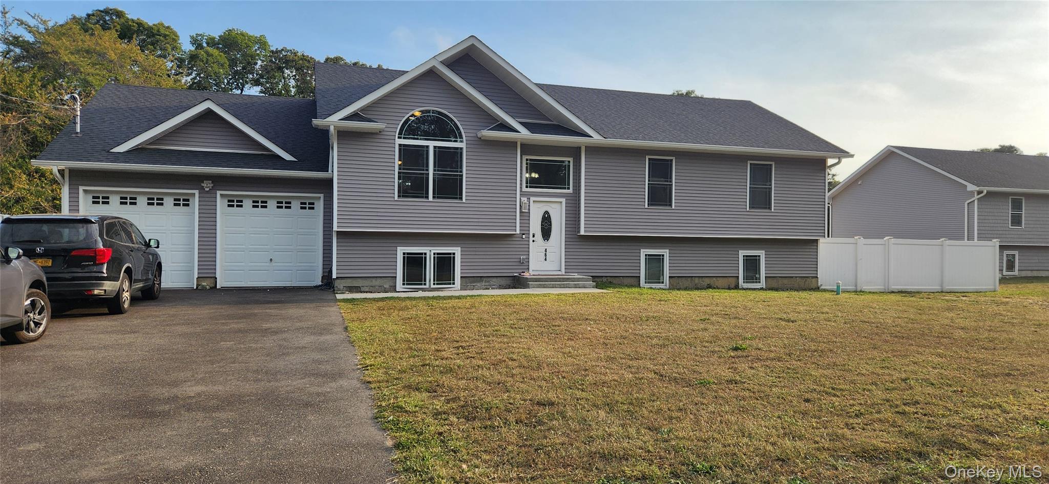 464 Granny Road, Medford, NY 11763