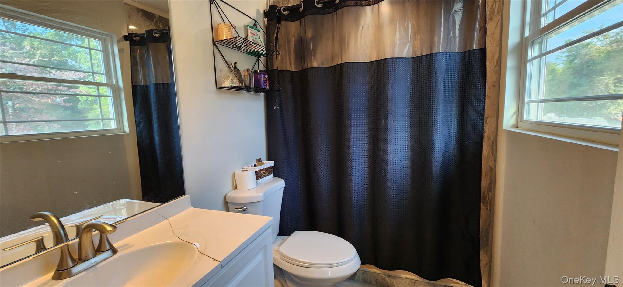 464 Granny Road, Medford, NY 11763