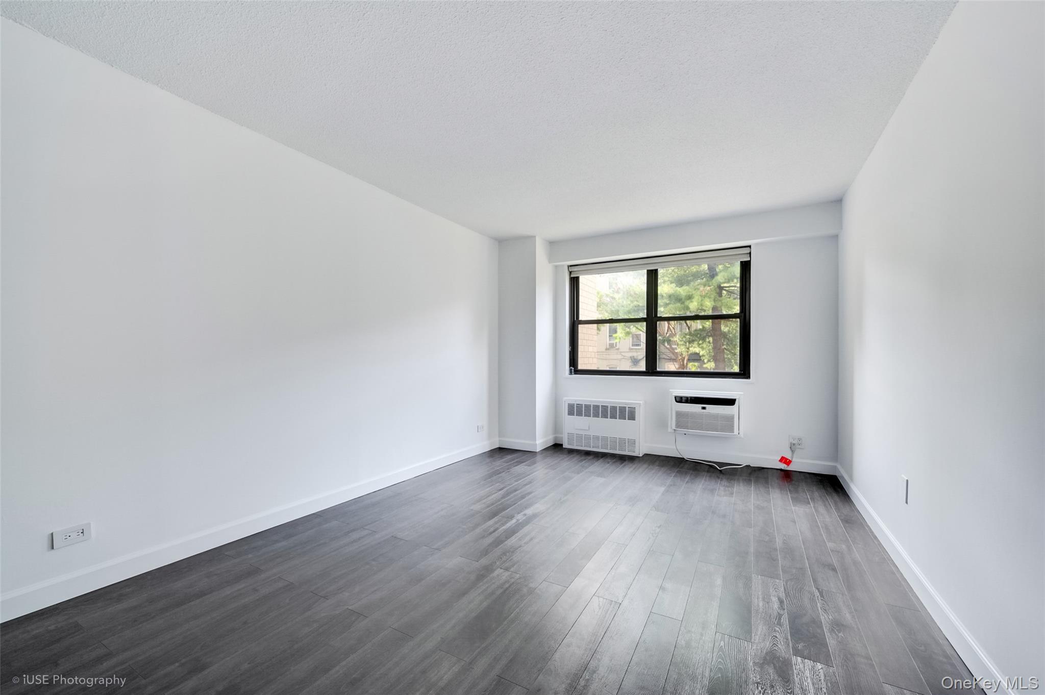 39-60 54th Street # 2S, Woodside, NY 11377