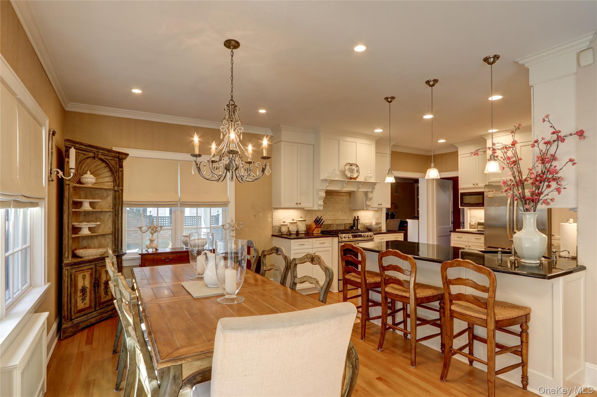 169 Hempstead Avenue, Rockville Centre, NY 11570