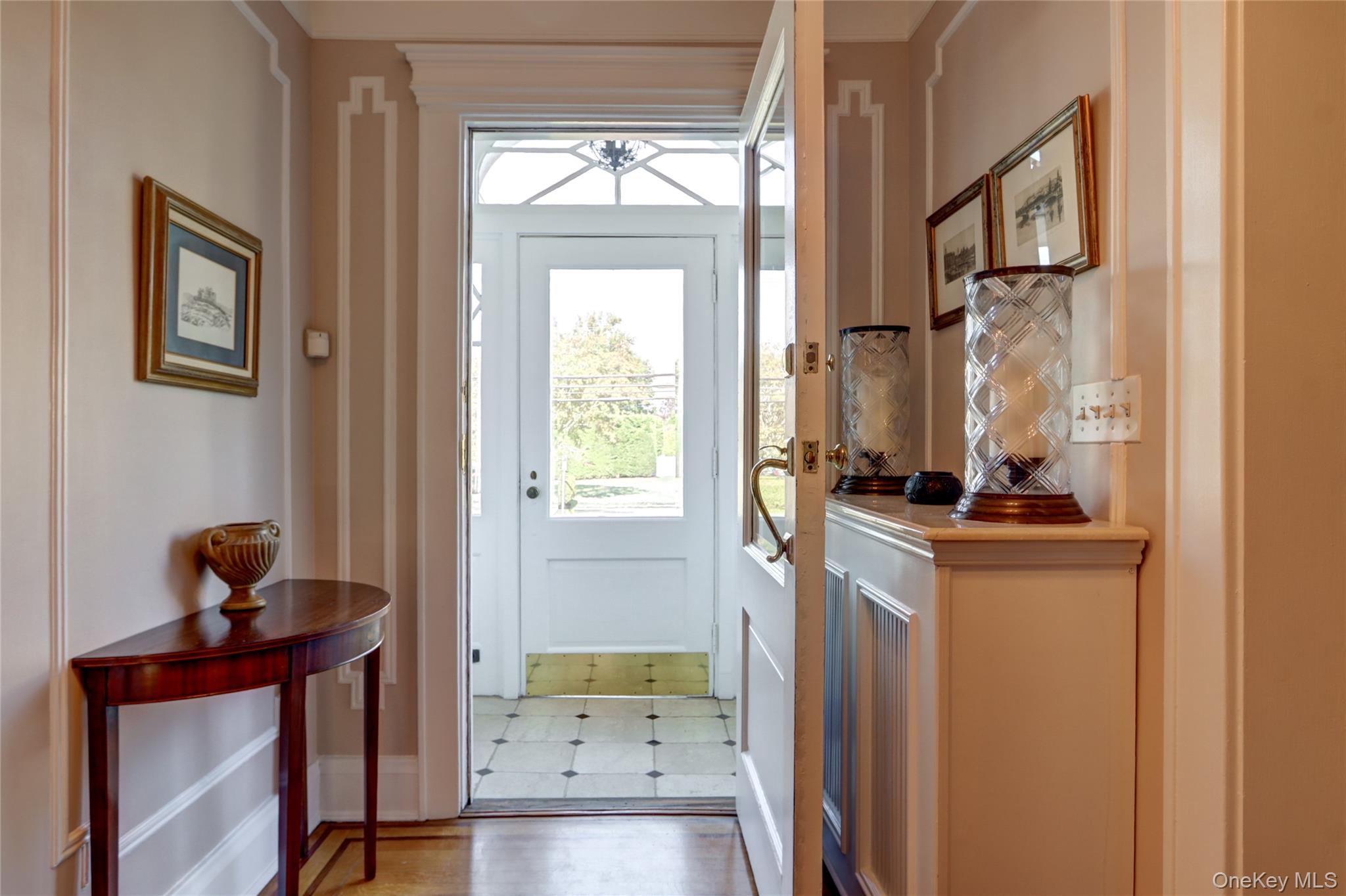 169 Hempstead Avenue, Rockville Centre, NY 11570