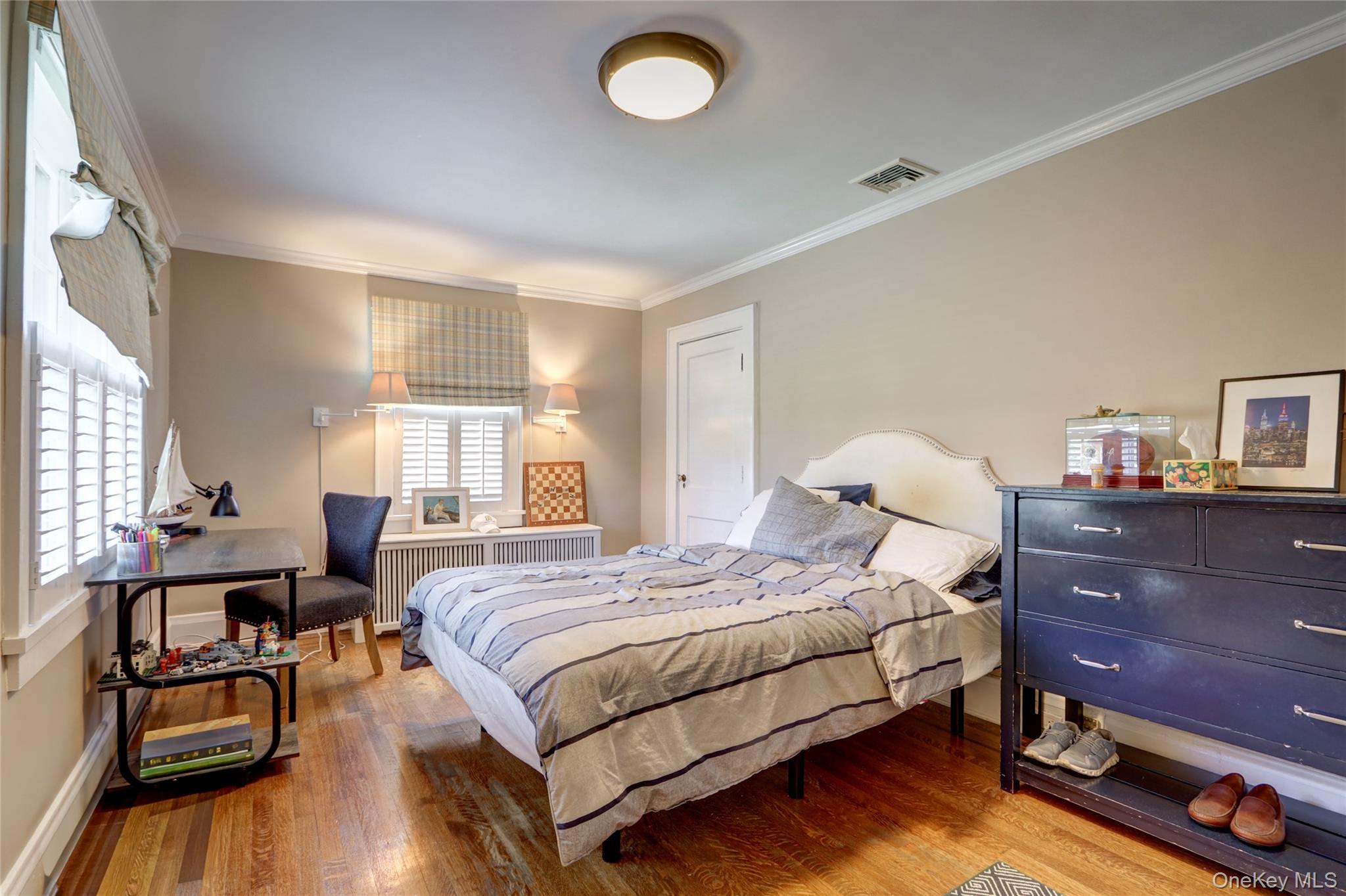 169 Hempstead Avenue, Rockville Centre, NY 11570