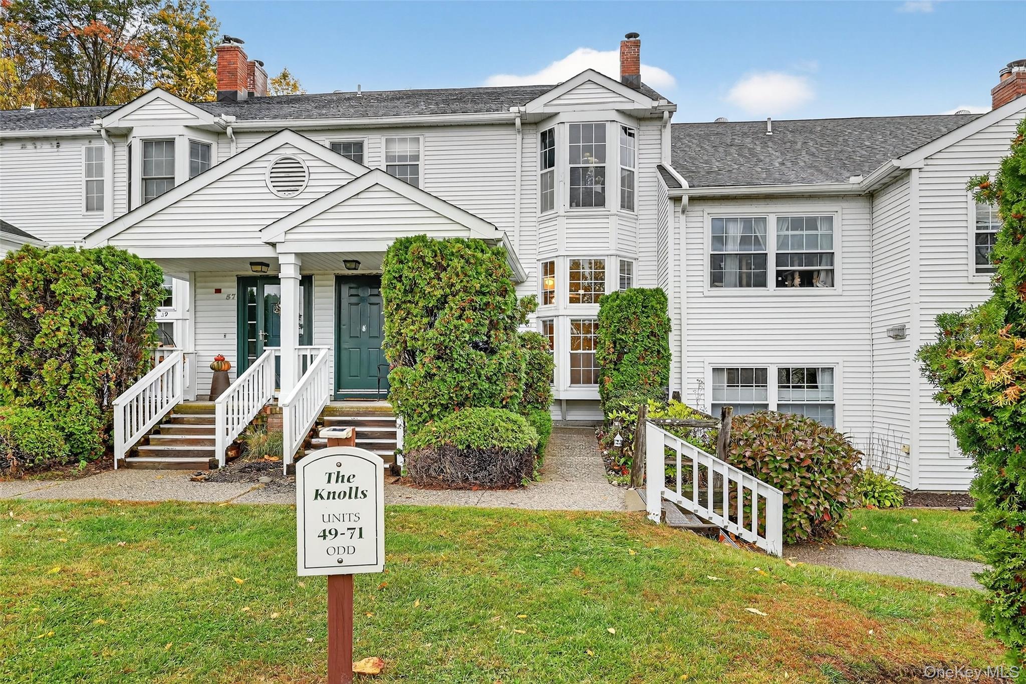 63 The Knolls, Warwick, NY 10990