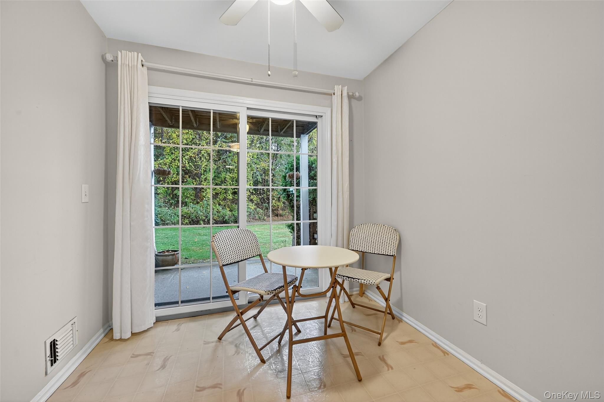 63 The Knolls, Warwick, NY 10990