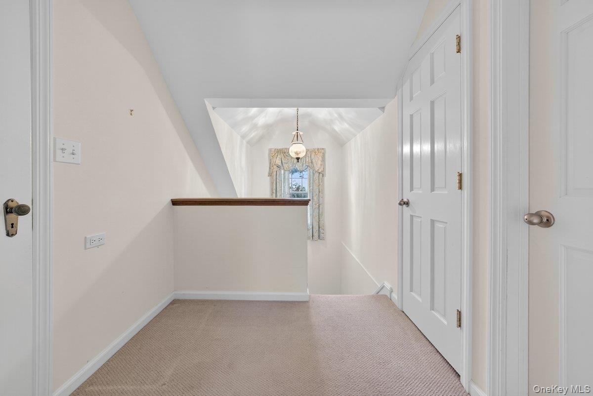 48 Glen Road, Yonkers, NY 10704