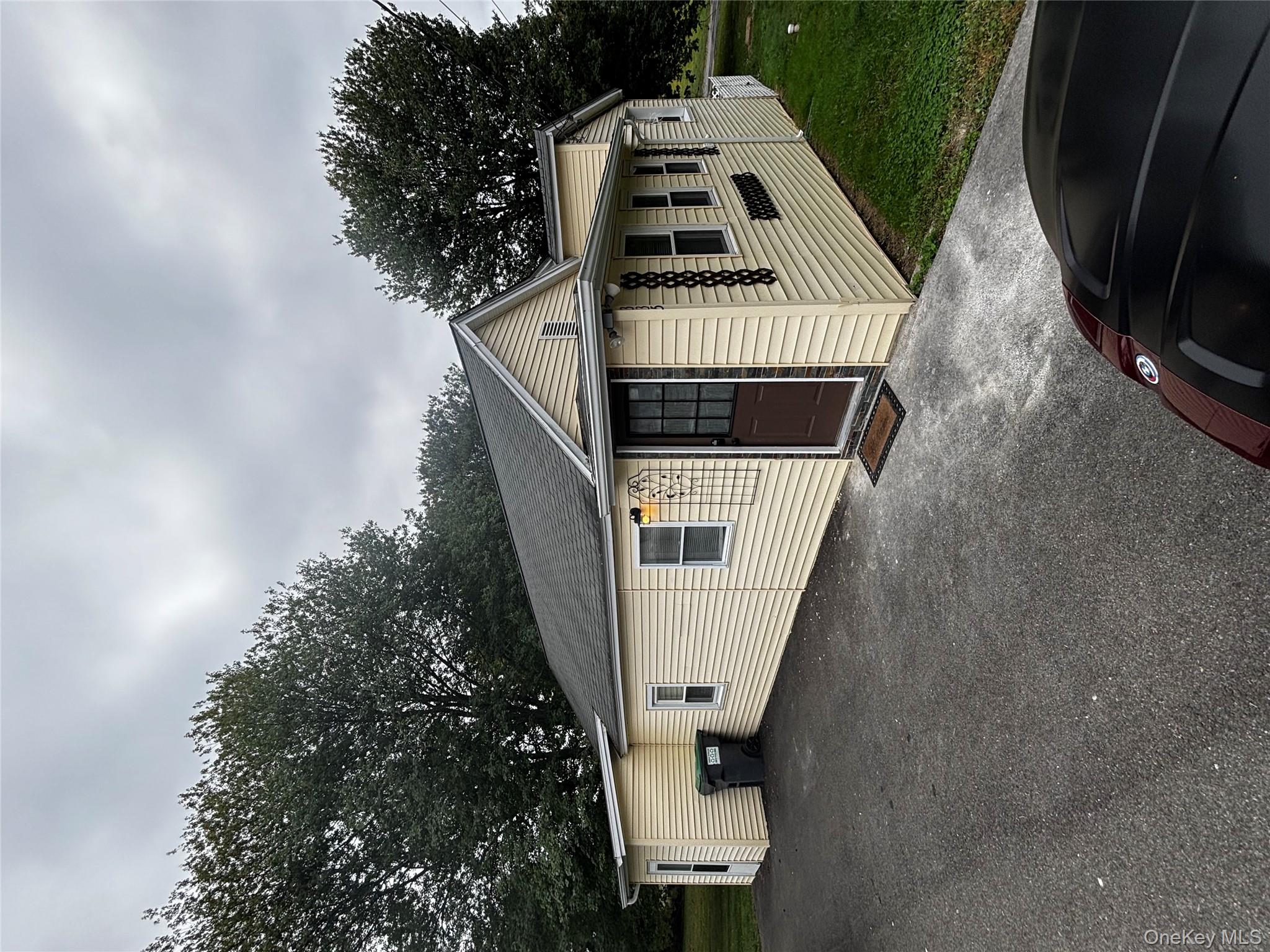 333 Bingham Road, Marlboro, NY 12542