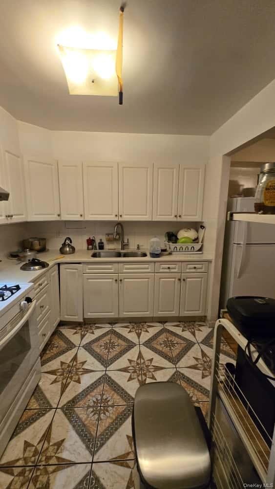 9440 121st Street, Richmond Hill S., NY 11419