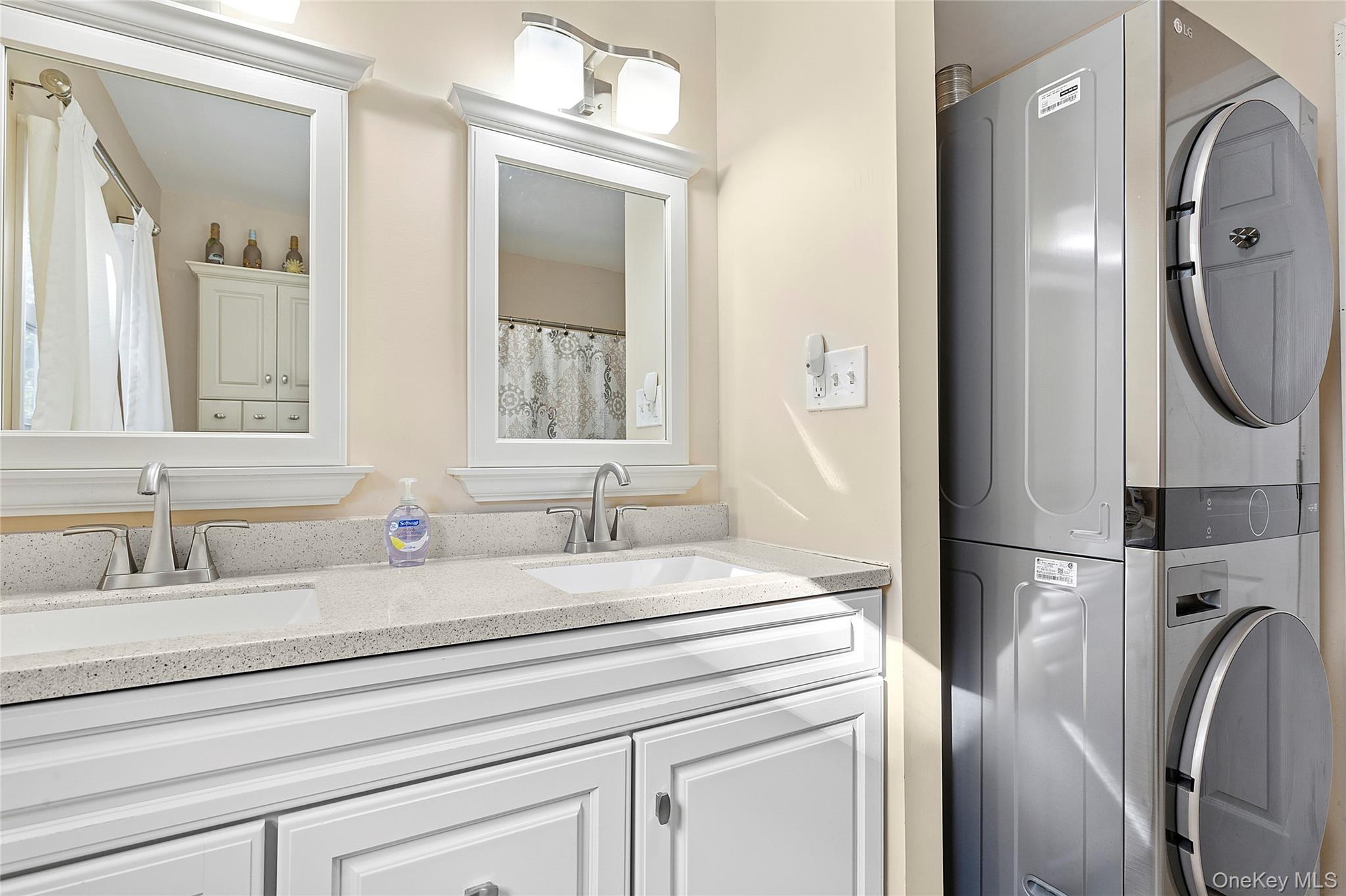 144 Maystrik Avenue, Holbrook, NY 11741