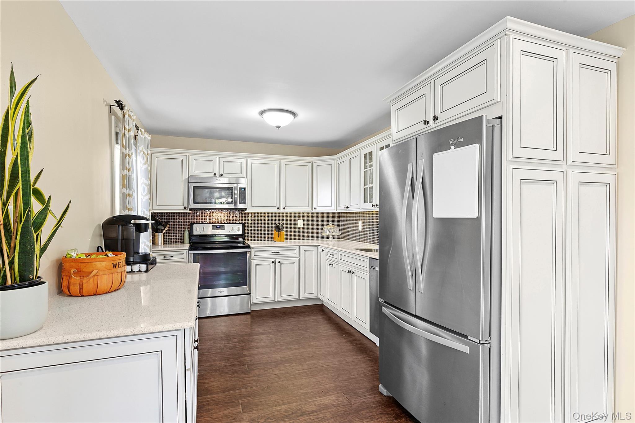 144 Maystrik Avenue, Holbrook, NY 11741