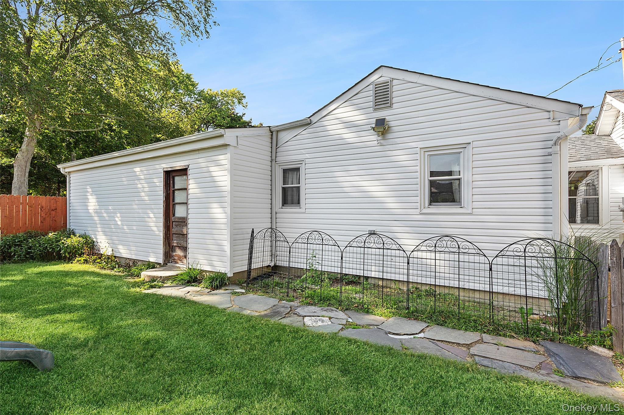 144 Maystrik Avenue, Holbrook, NY 11741