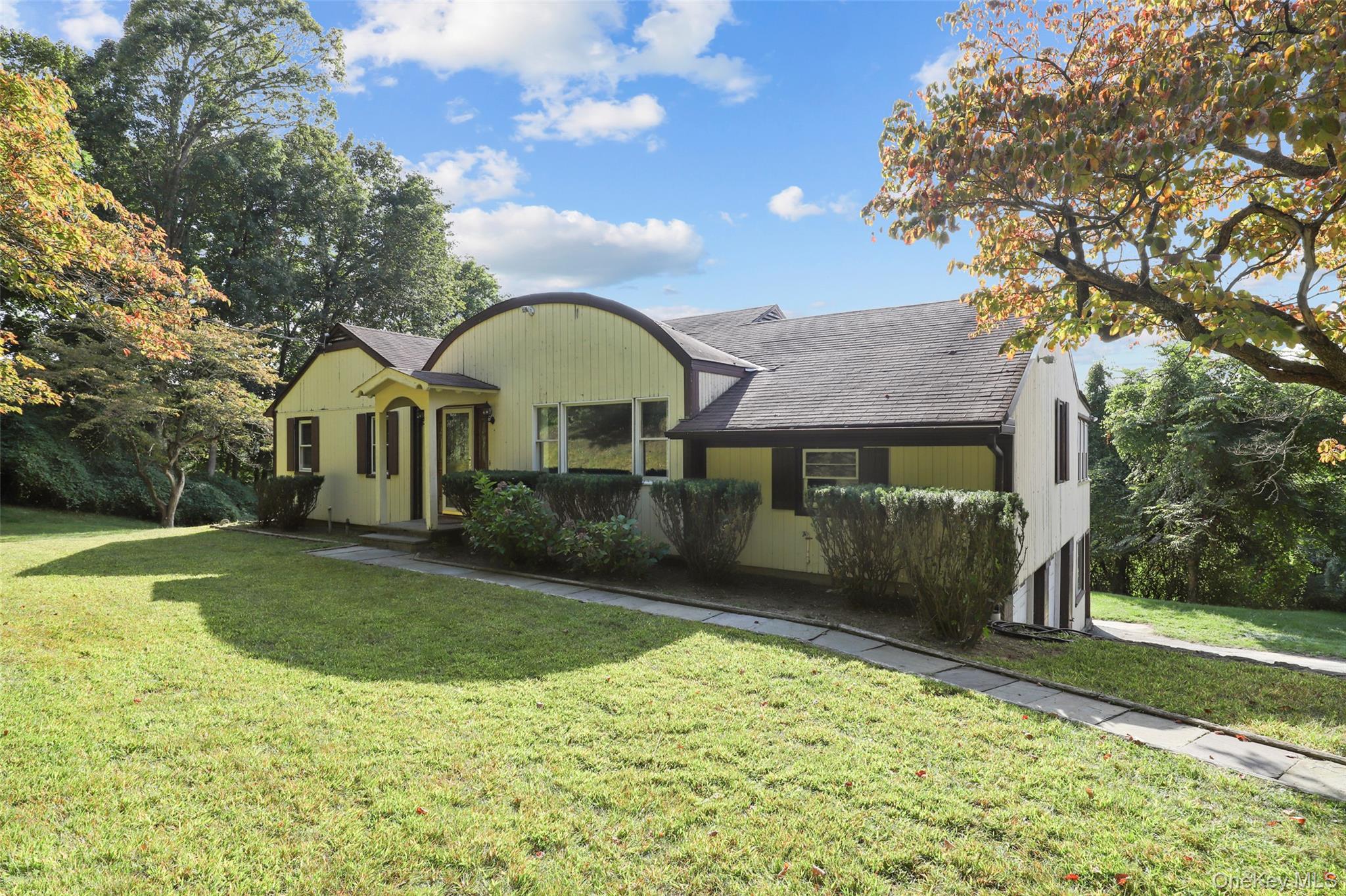 39 Mustato Road, Katonah, NY 10536